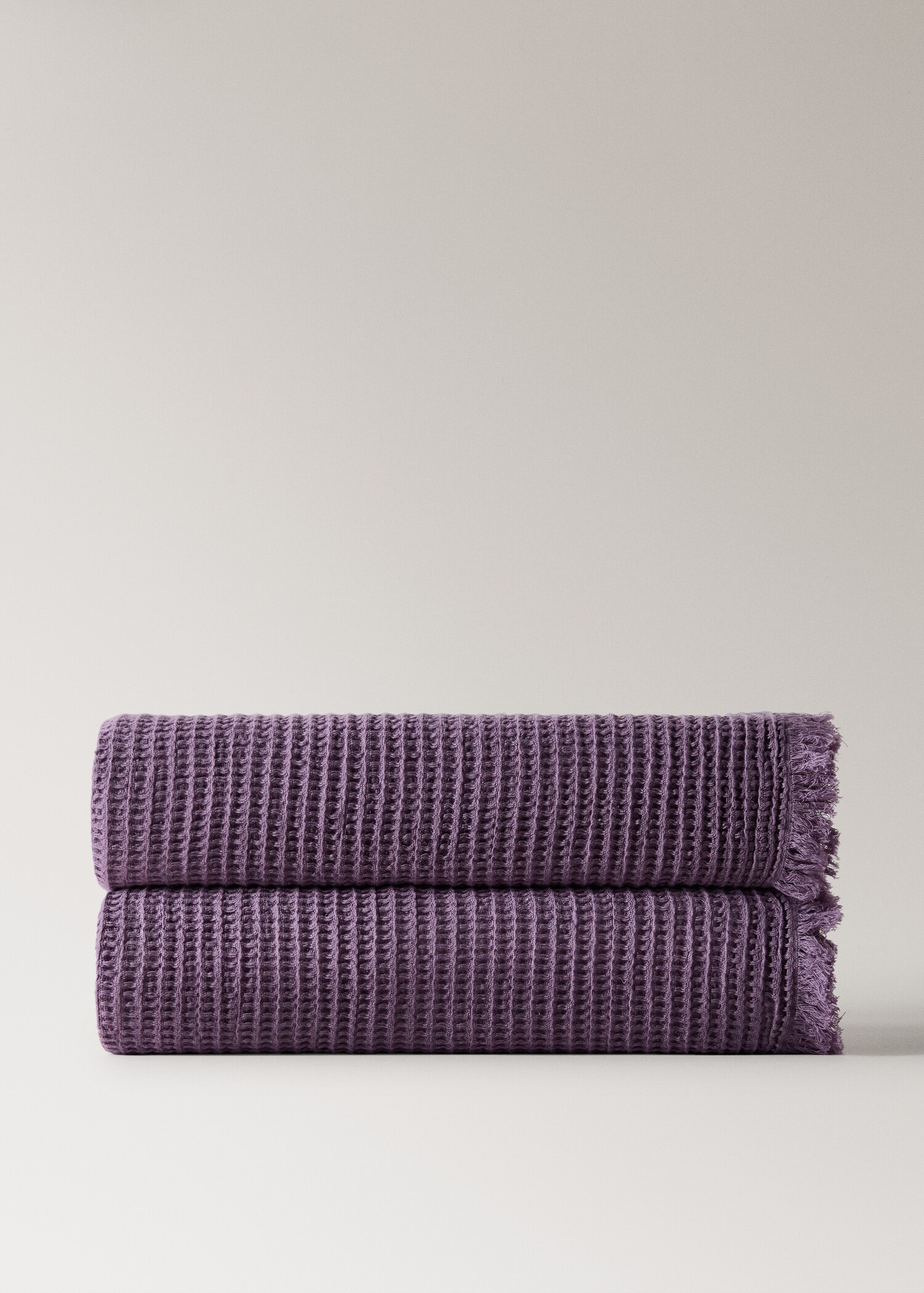 Cotton waffle blanket with fringed finish - Article without model