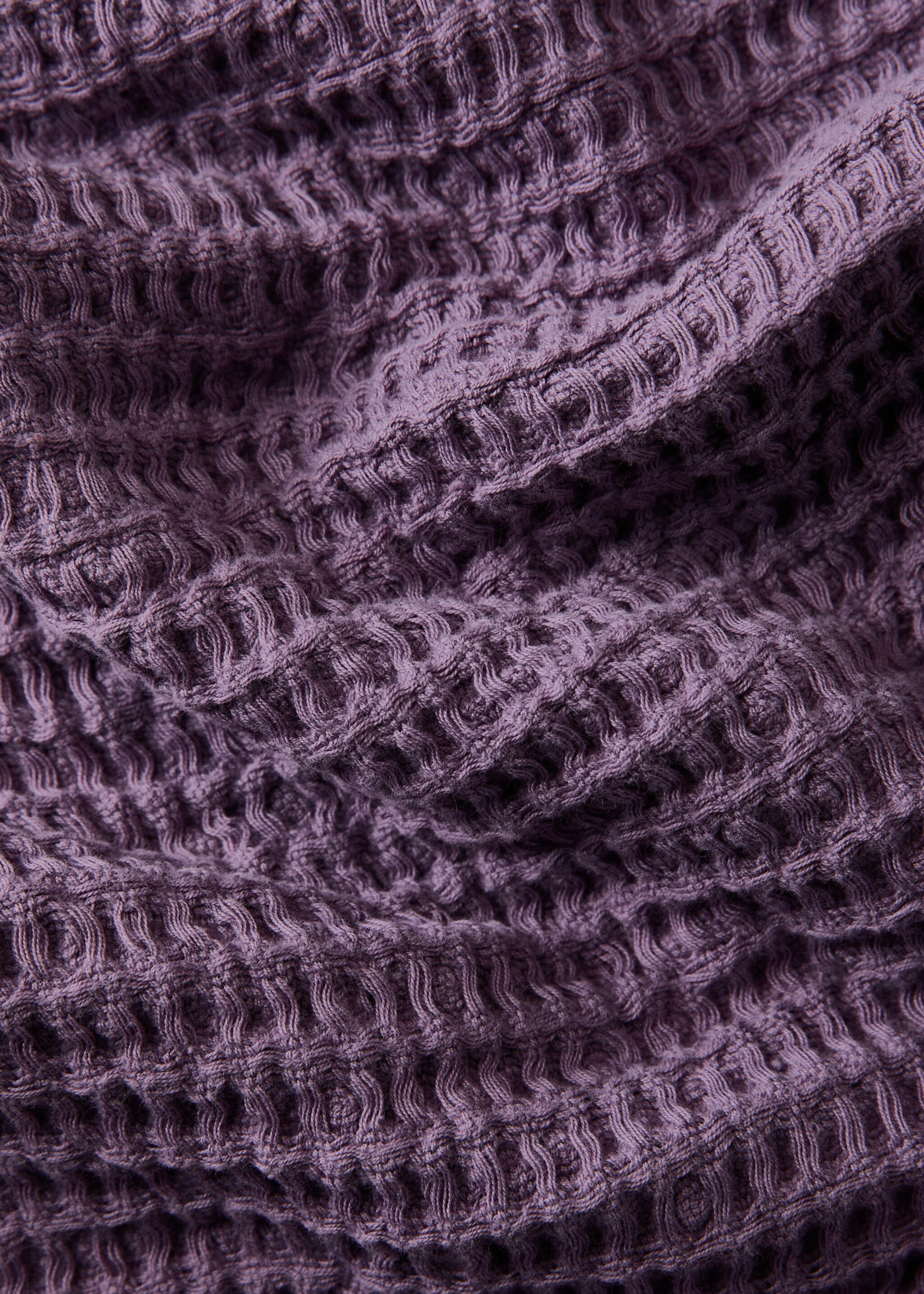 Manta waffle algodón acabado flecos - Detalle del artículo 2, Morado. Ref: 27061517-00.