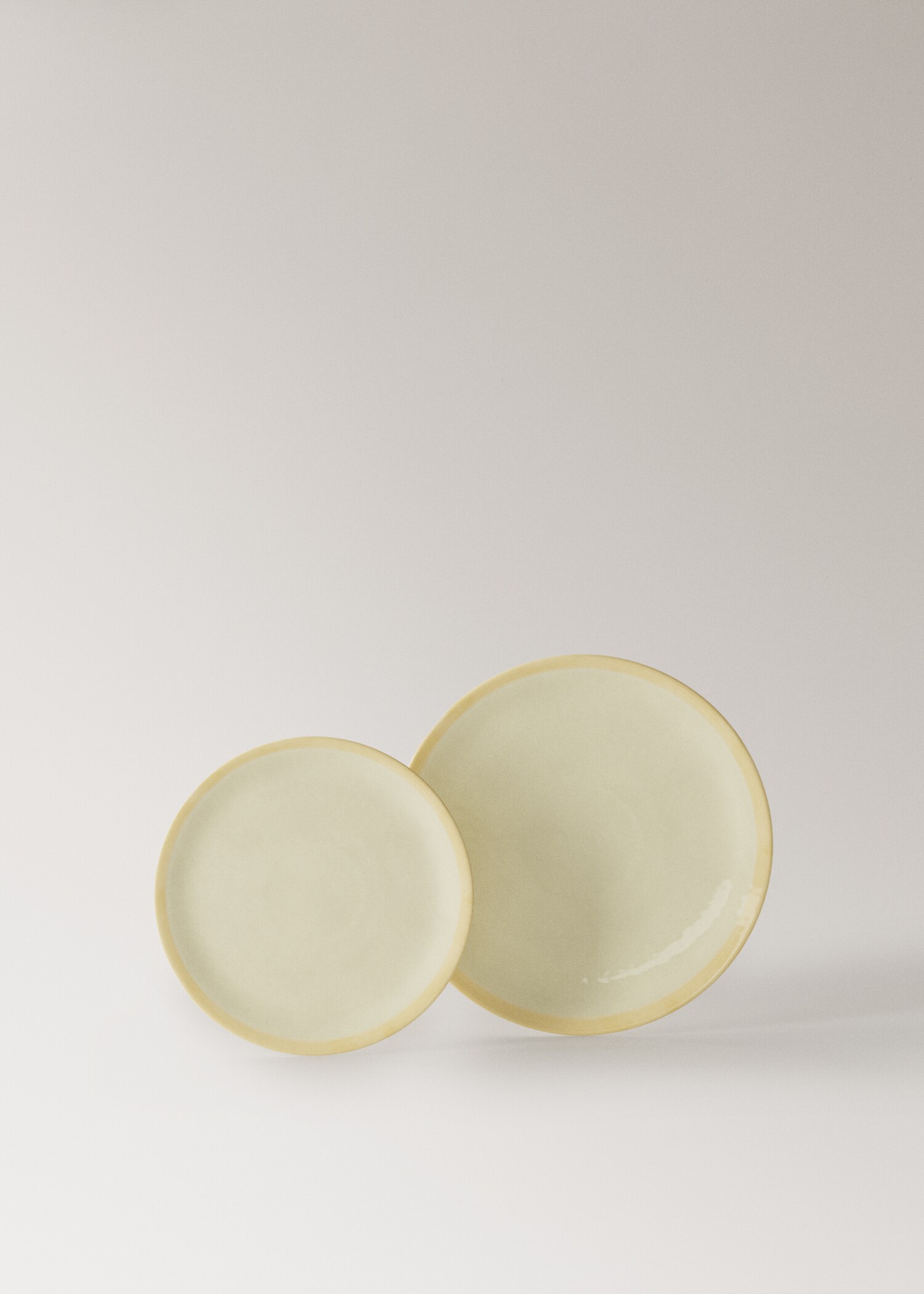 Contrast stoneware dessert plate - Details of the article 3