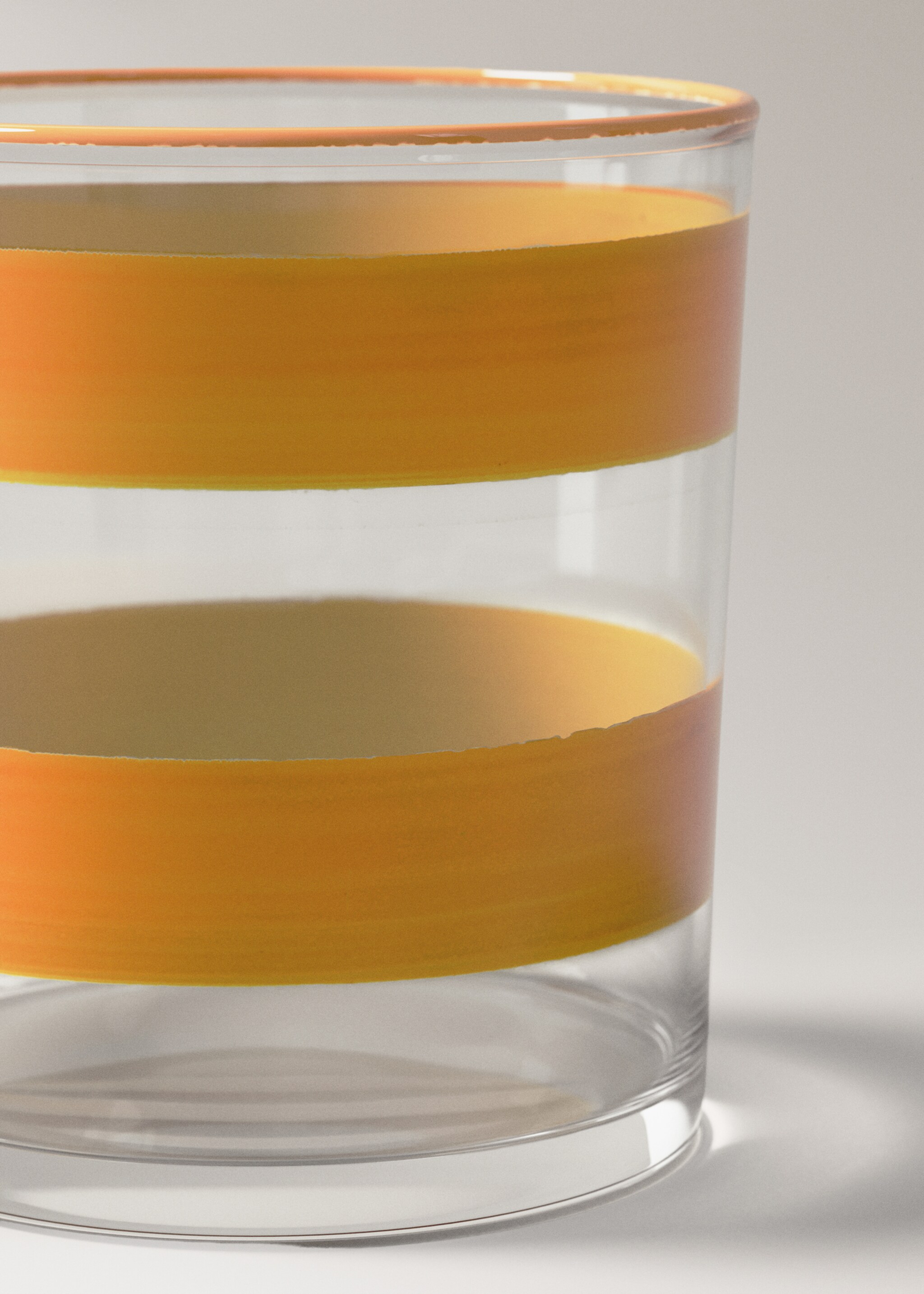 Sklenice z borosilikátového skla s barevnými pruhy - Detail zboží 2, Žlutá. Ref: 27061524-00.