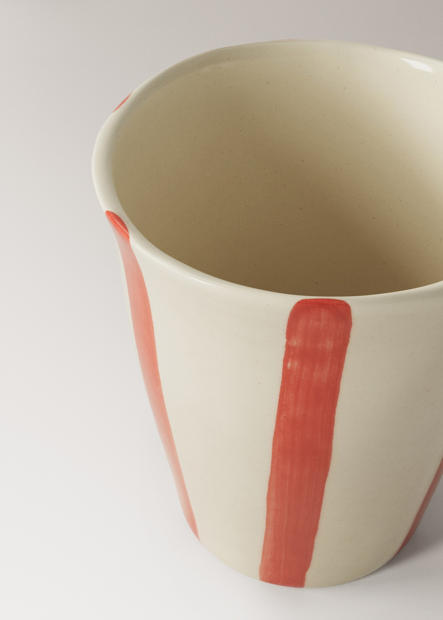 Striped stoneware coffee cup - Details of the article 1