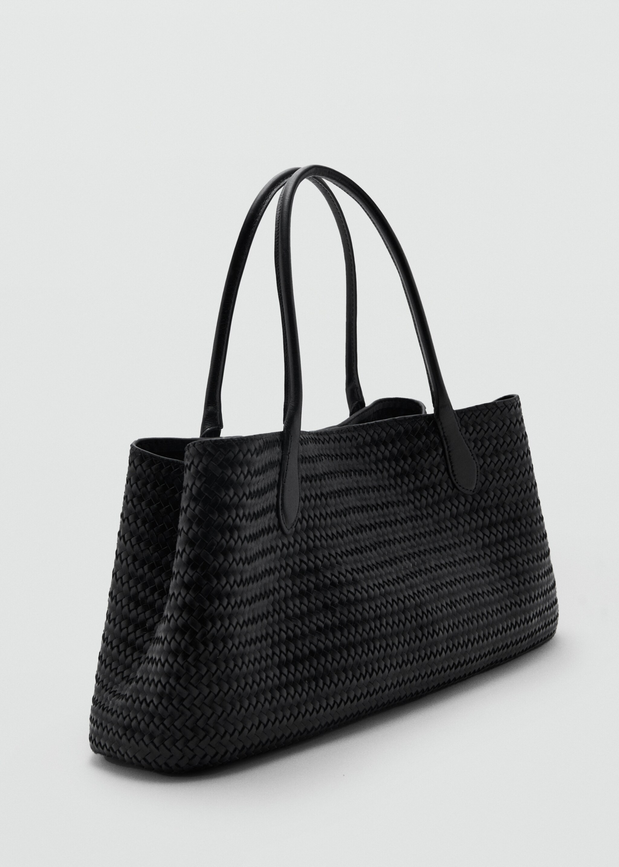 Large braided leather shoulder bag - Medium plane, Black. Ref: 27062537-00.