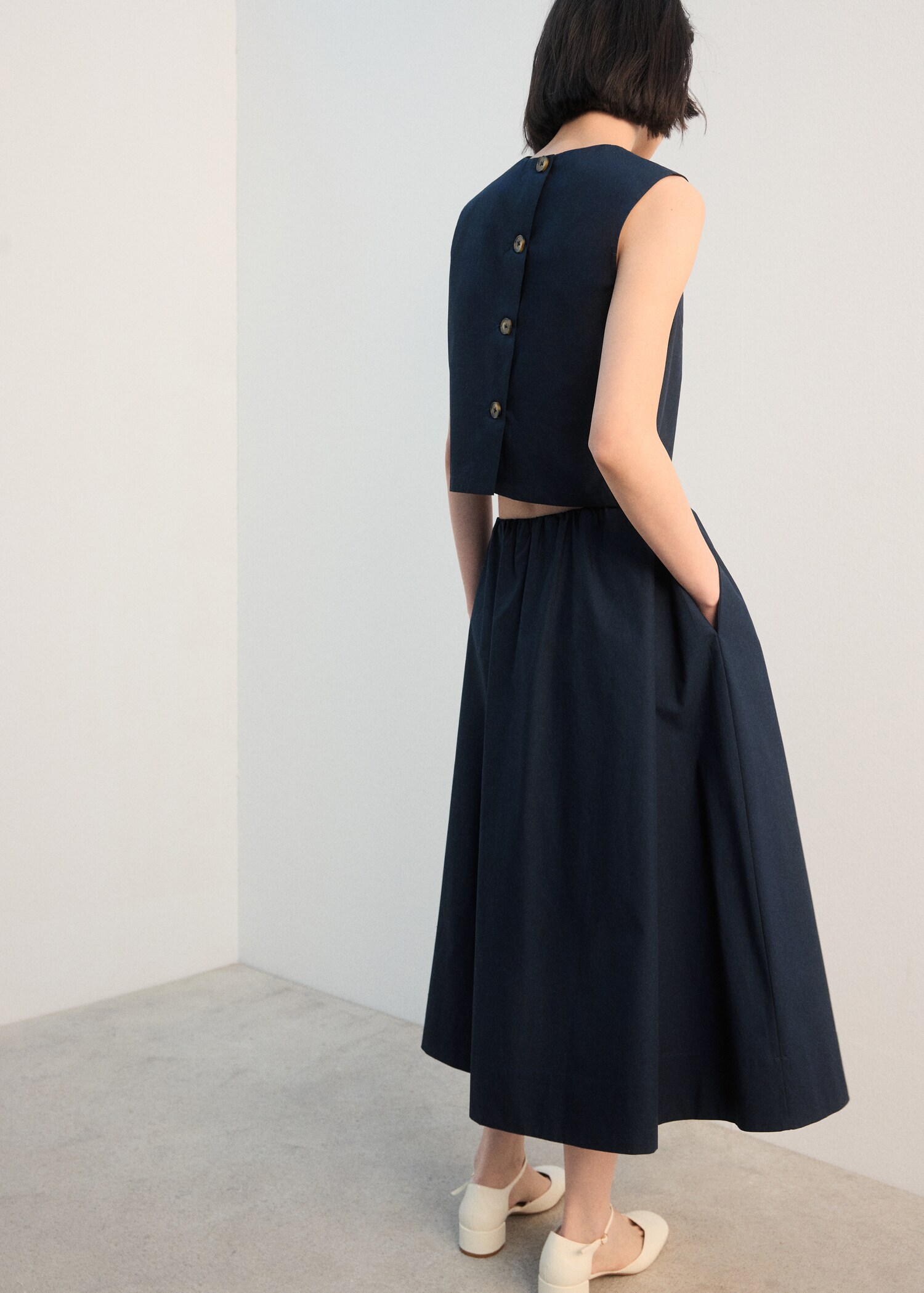 Midi cotton skirt with pleats - Reverse of the article