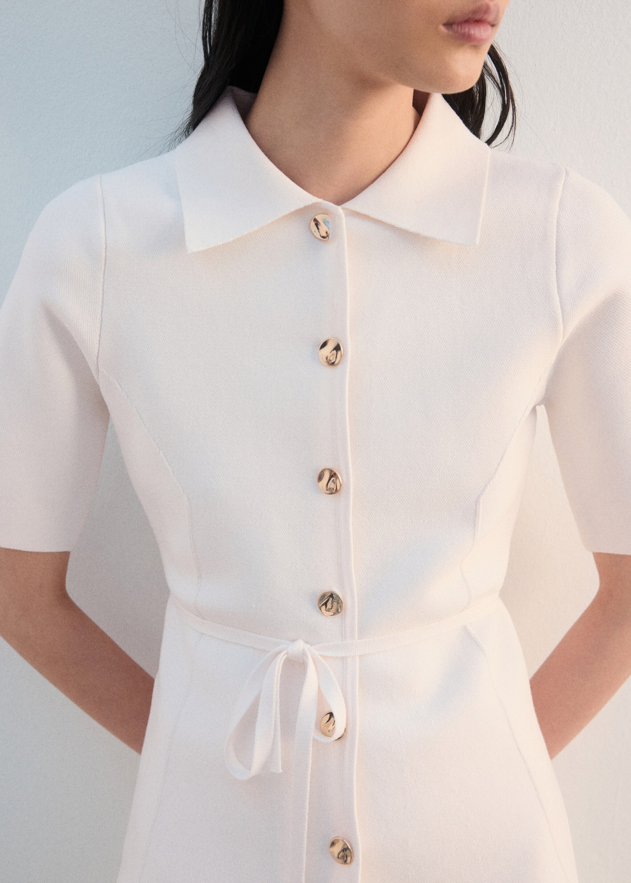 Knitted jacket with polo collar - Details of the article 6, Off White. Ref: 27062540-00.