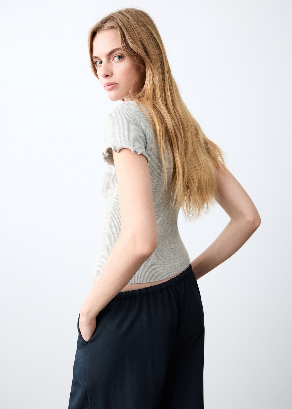 Knitted short-sleeve t-shirt