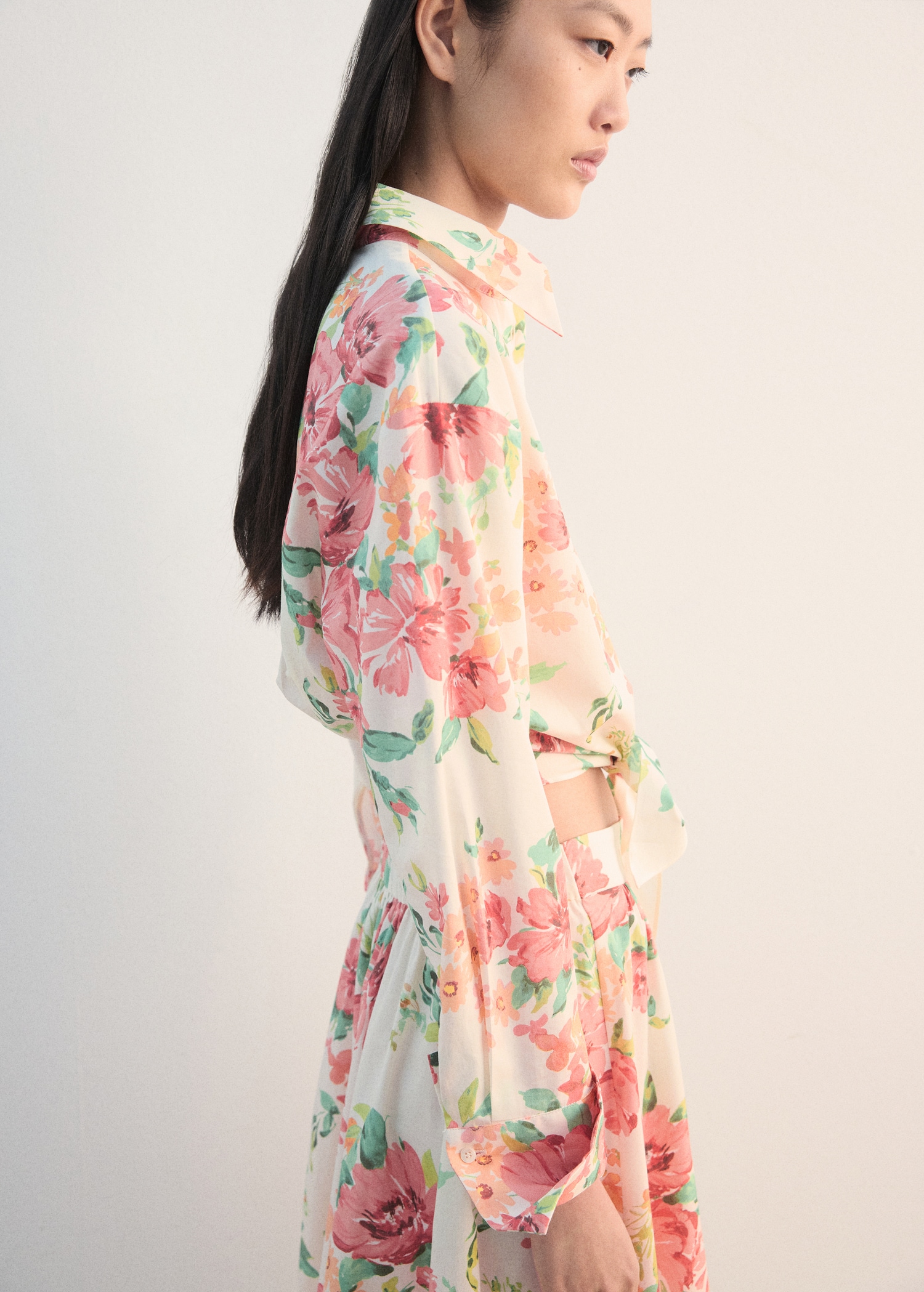 Floral shirt with knot - Details of the article 6