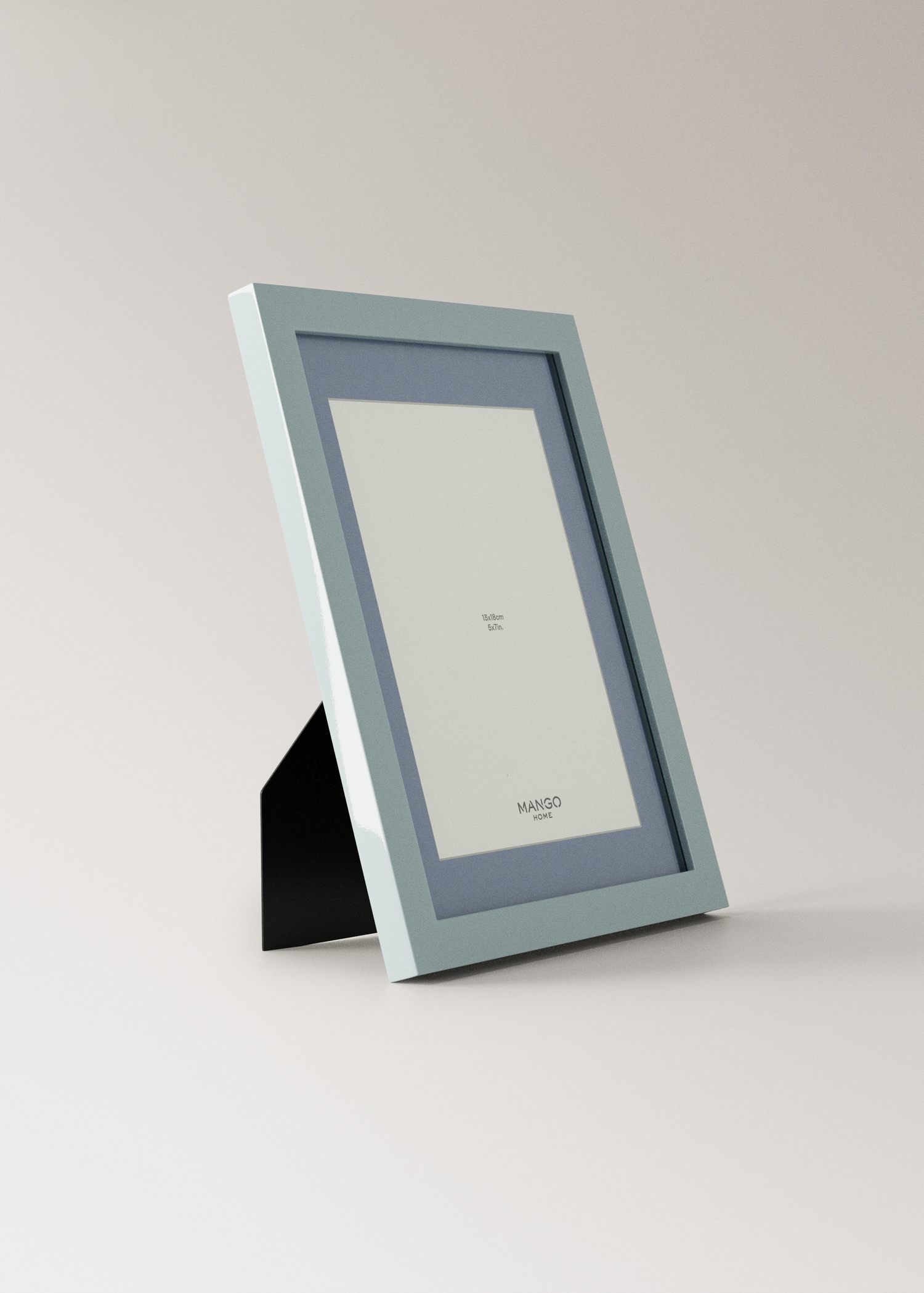 Photo frame miriam - Details of the article 3