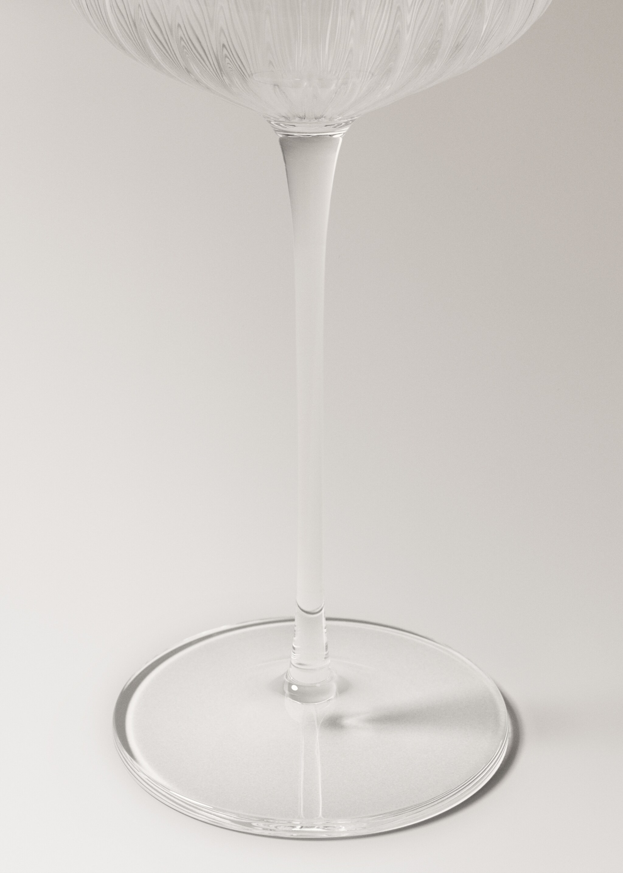 Embossed borosilicate cup - Details of the article 2, Ice Grey. Ref: 27062907-00.