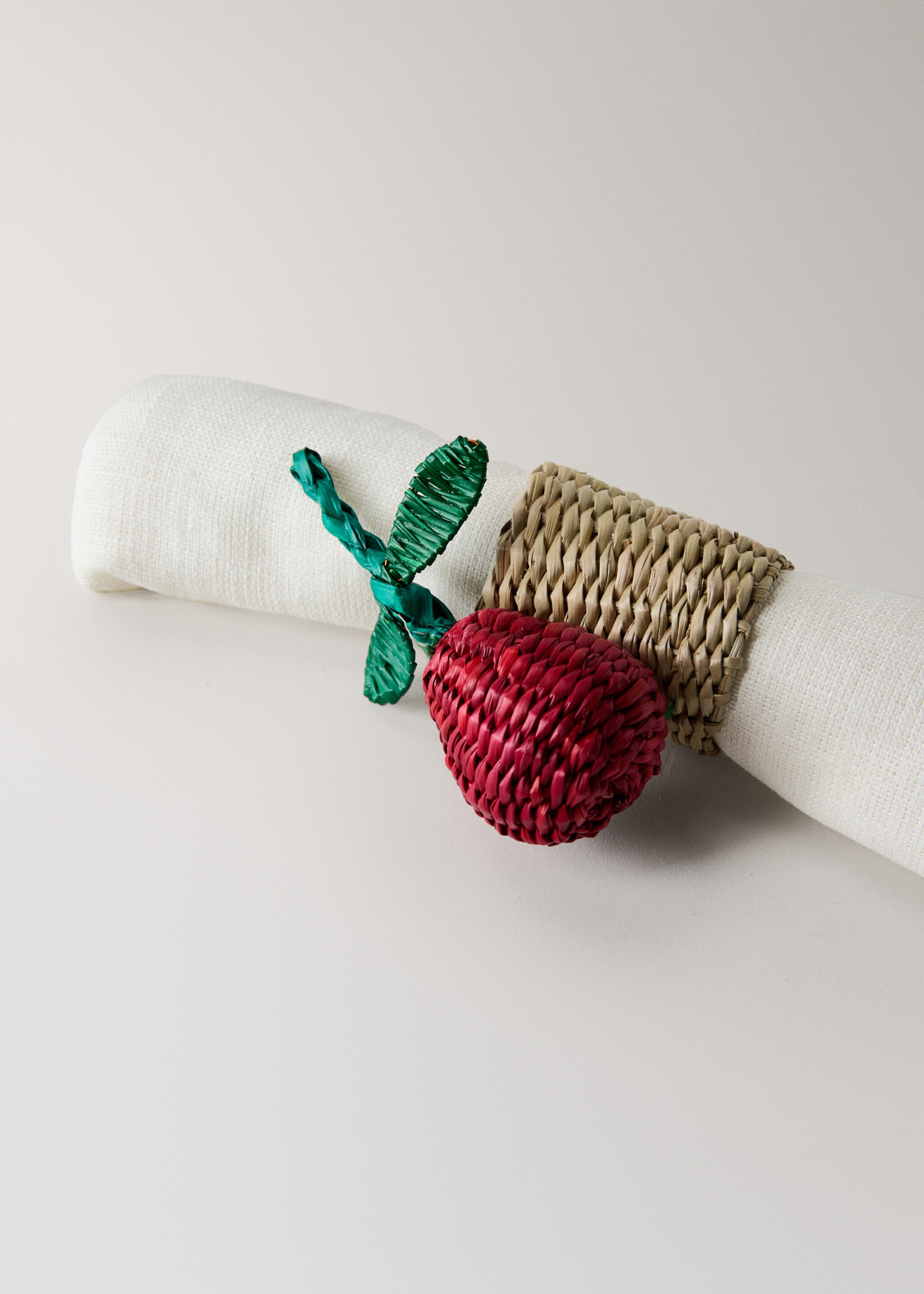 Seagrass fruit napkin ring set - Details of the article 2, Yellow. Ref: 27062915-00.