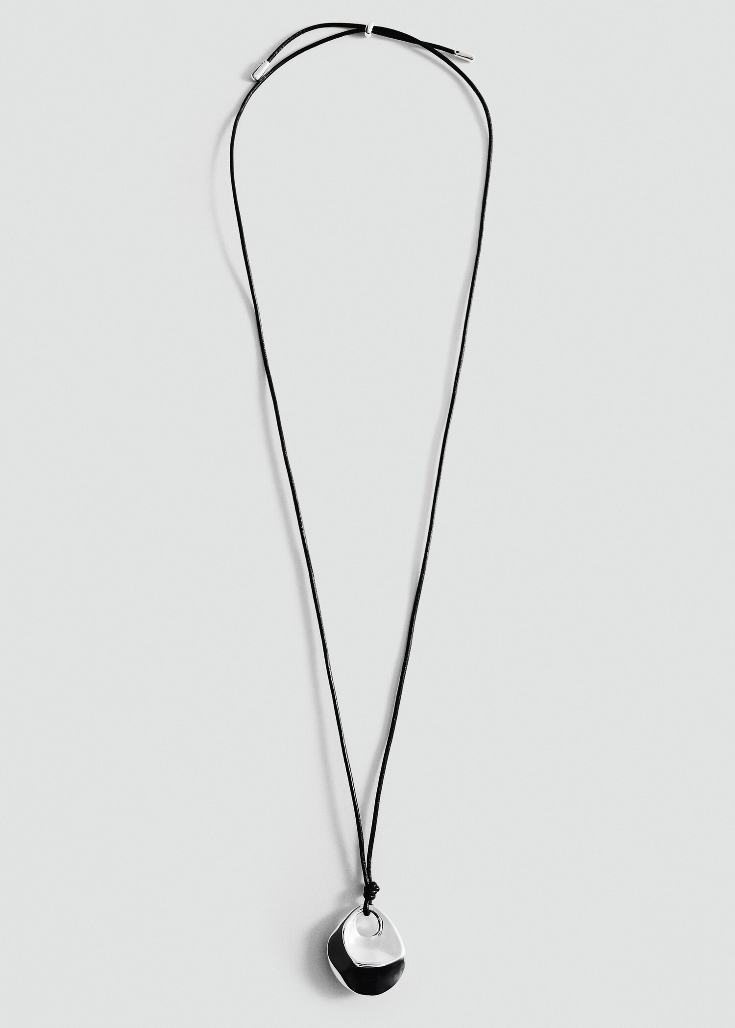 Metal pendant necklace - Article without model