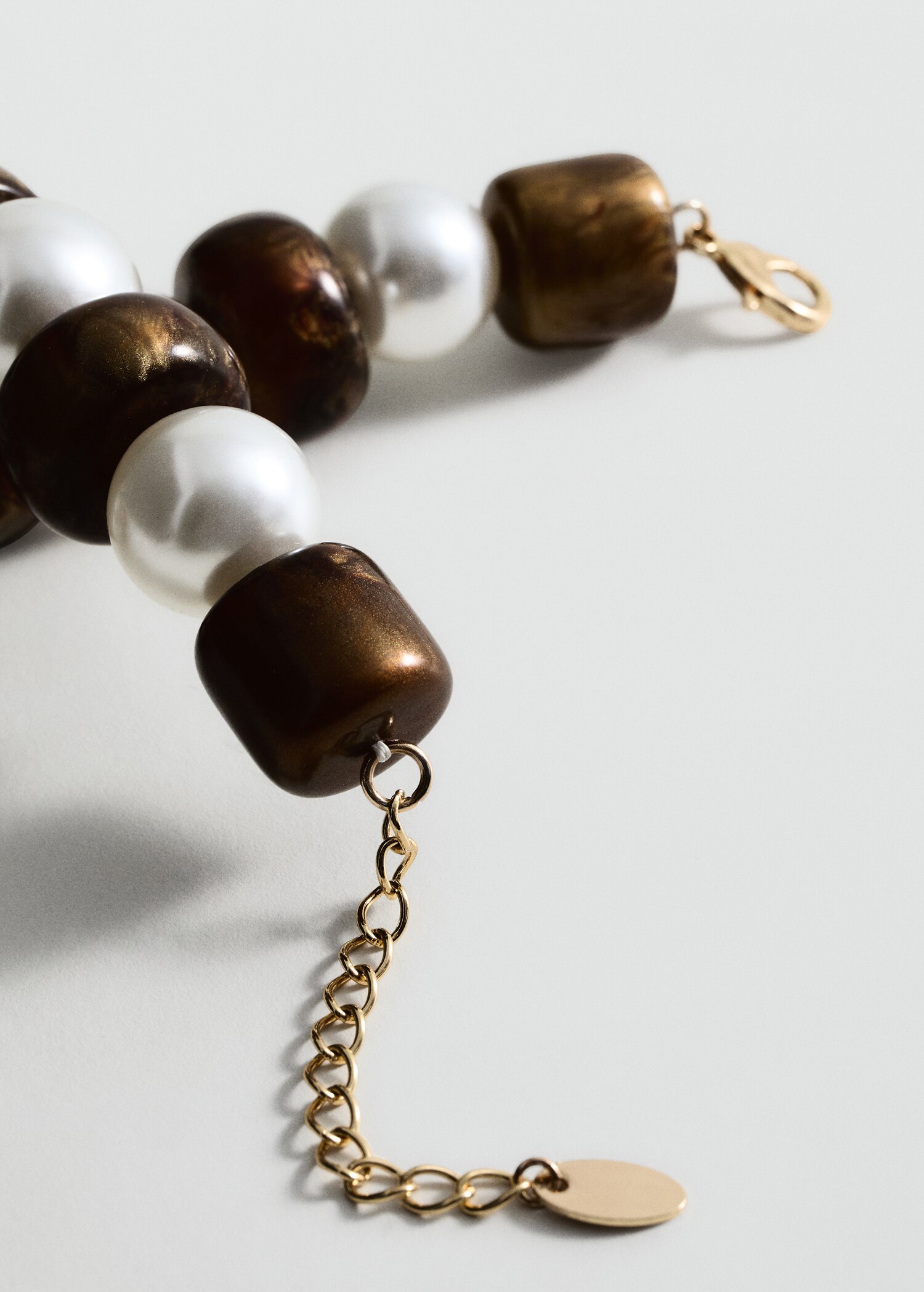 Collier boules combiné - Plan moyen