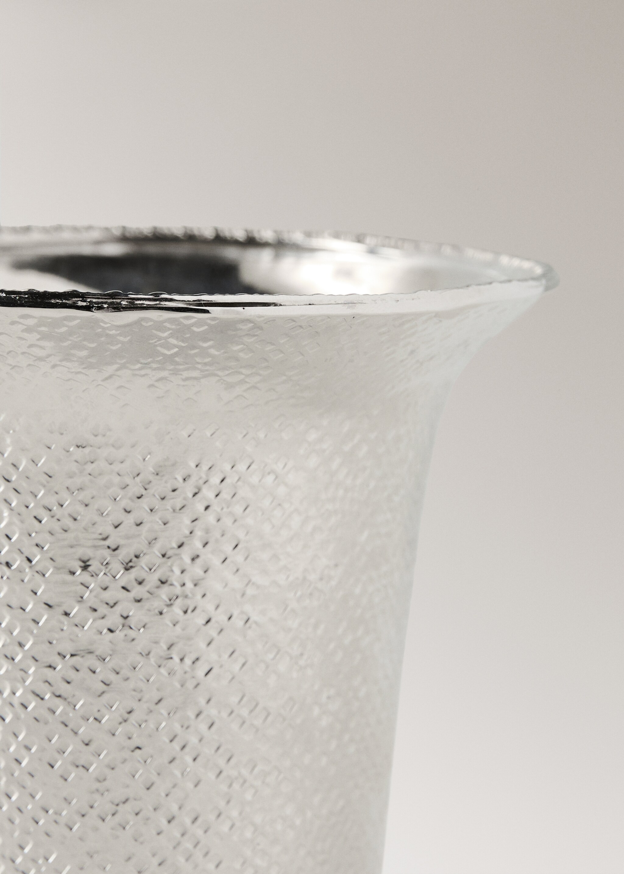 Gobelet à brosse à dents laiton - Détail de l'article 1, Argent. Ref: 27063271-00.