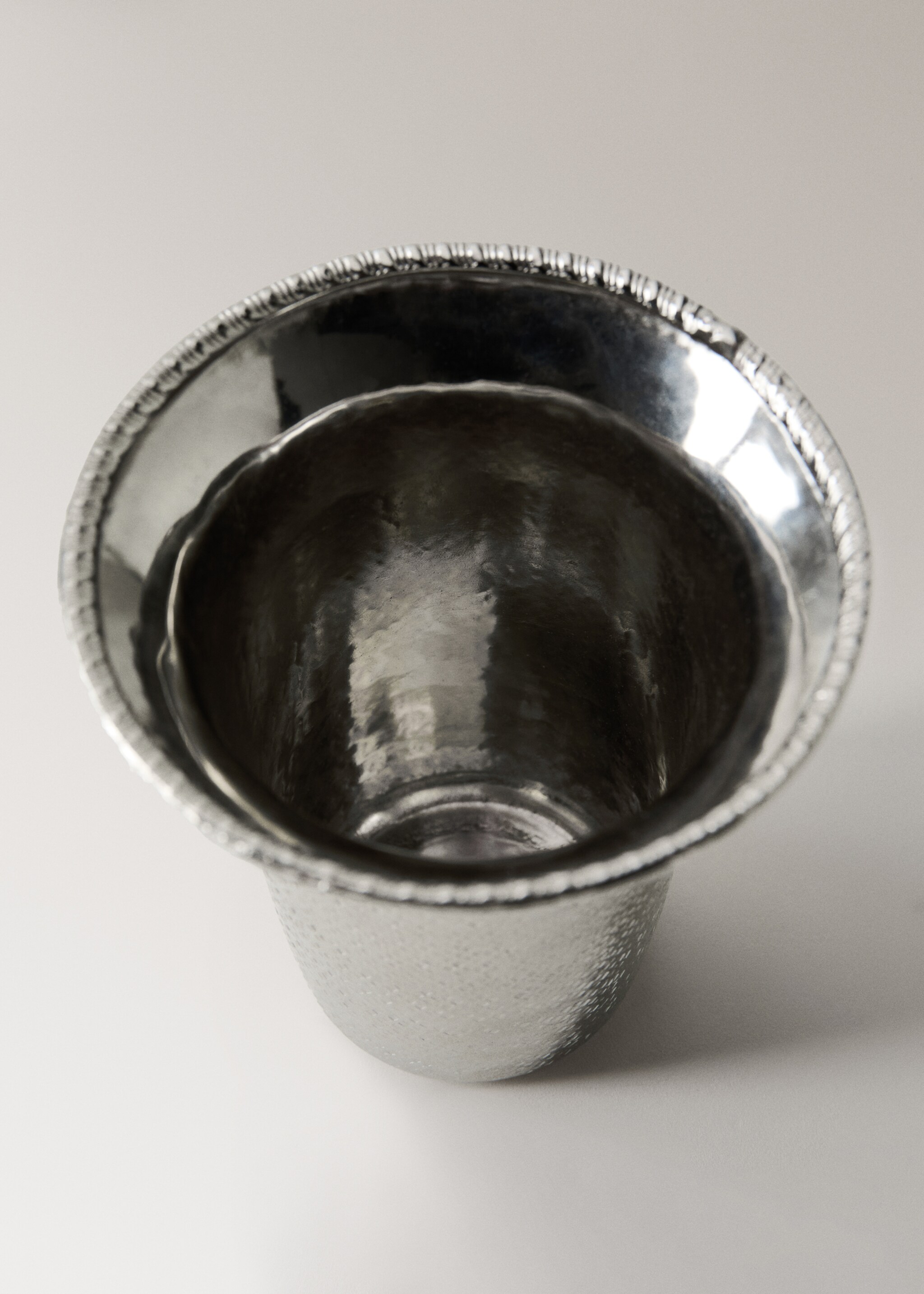 Gobelet à brosse à dents laiton - Détail de l'article 2, Argent. Ref: 27063271-00.