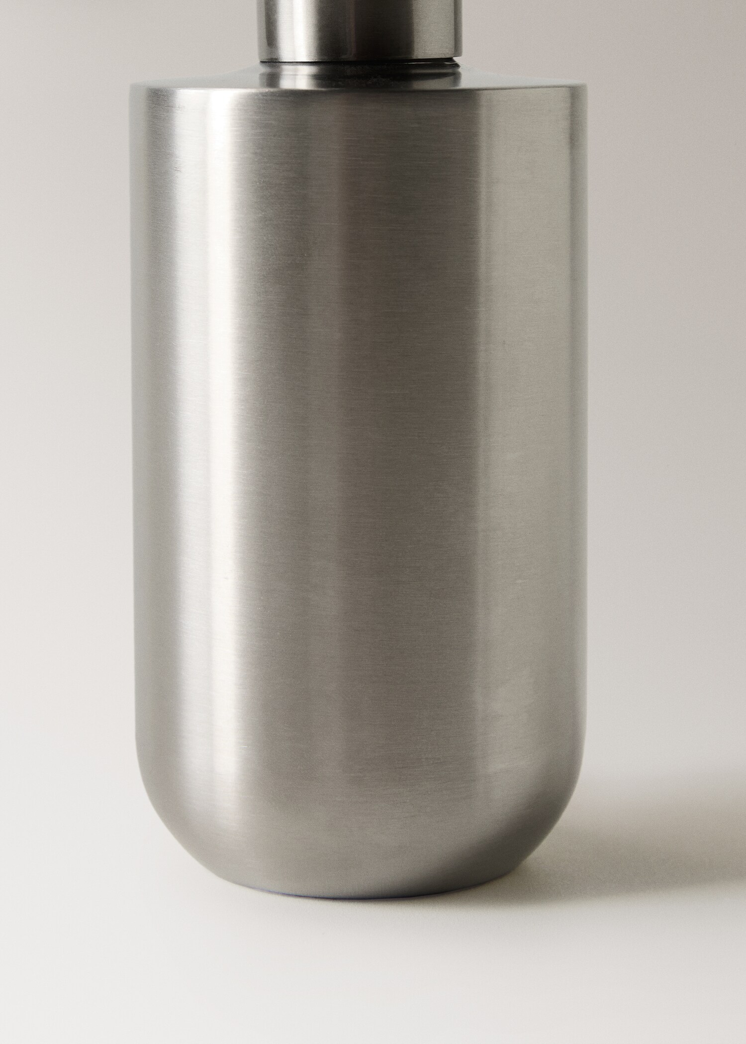 Soap dispenser doc - Details of the article 2