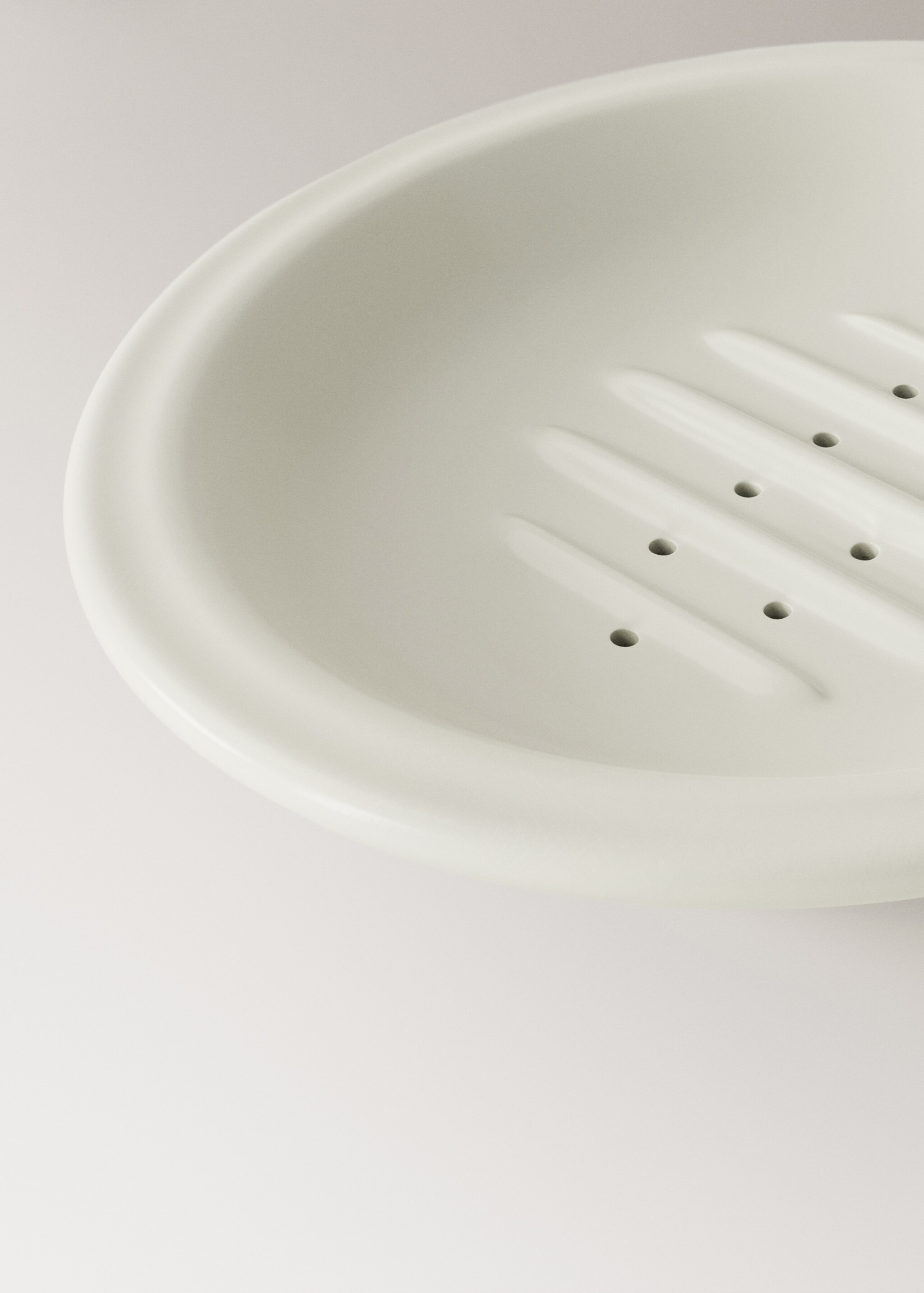 Seifenschale aus Steingut - Detail des Artikels 3, Weiß. Ref: 27063274-00.