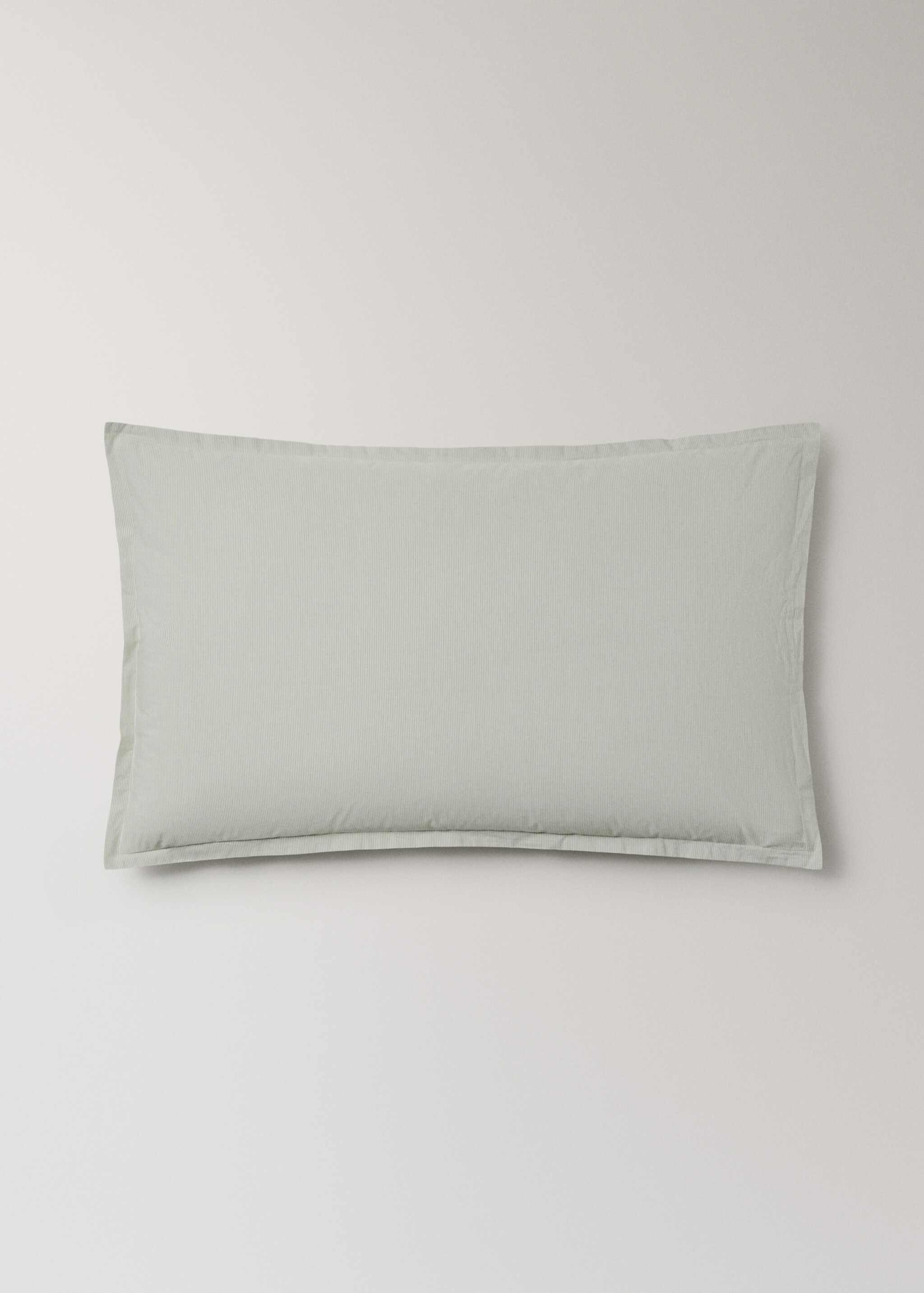 Two yarn-dyed cotton pillowcases 50x75 cm - Article without model, Pastel Green. Ref: 27063278-00.