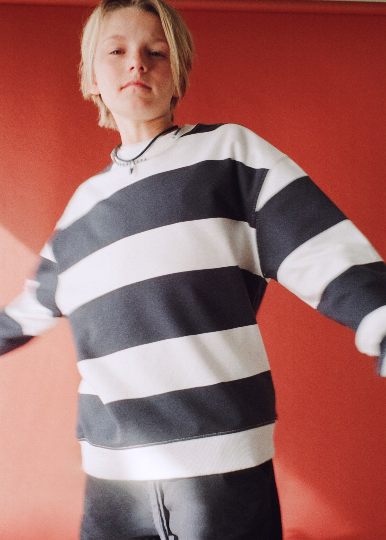 100% cotton striped sweatshirt - Details of the article 5