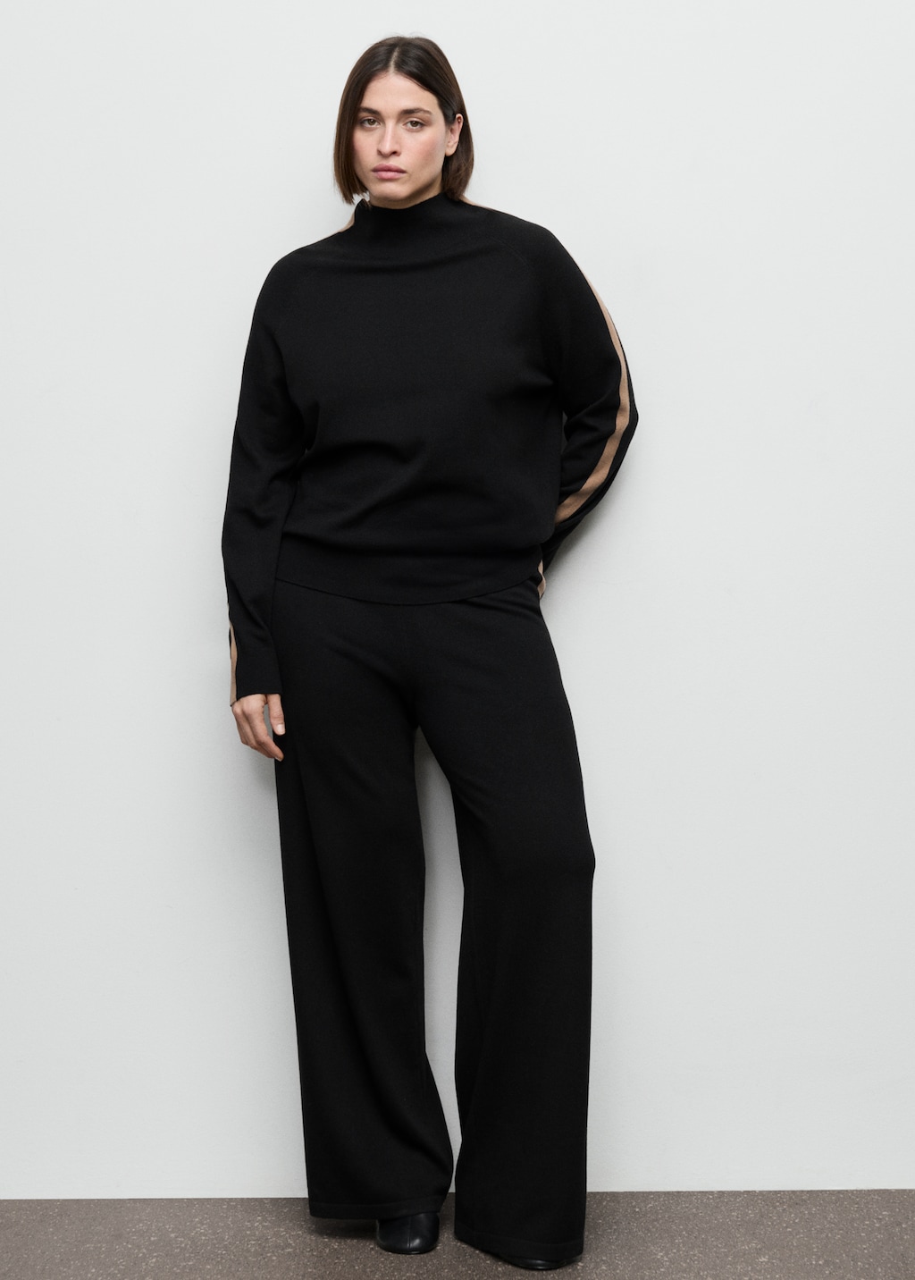 Mango Sweater with contrasting stripes and perkins collar