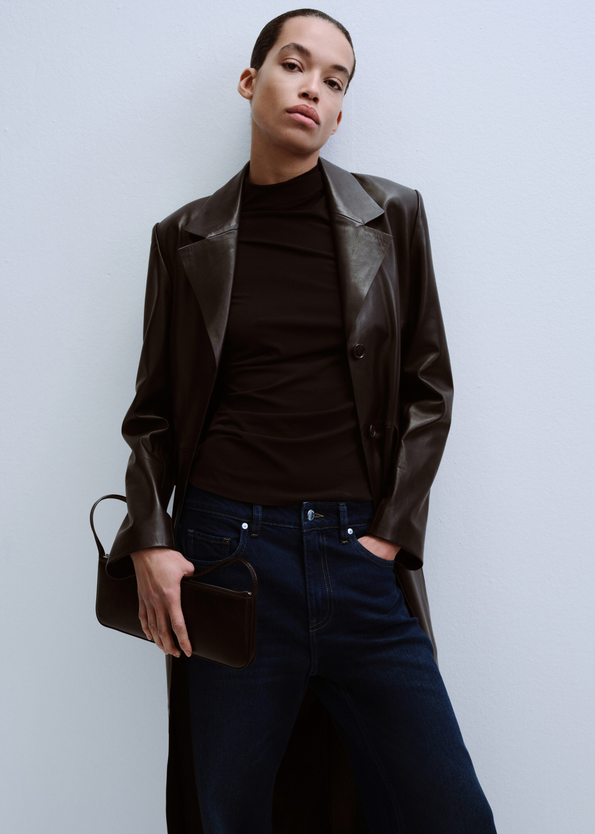 Mid-rise flared jeans - Medium plane, Dark Vintage Blue. Ref: 27063302-00.