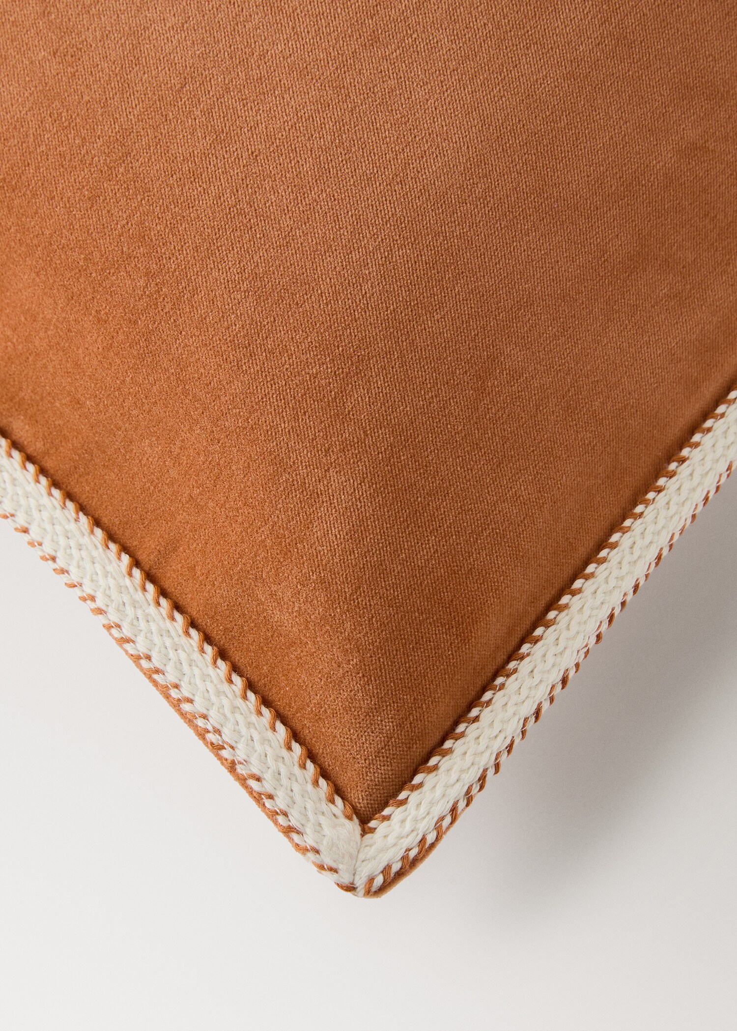 Velvet cushion cover with tape detail 40x60 cm - Details of the article 1