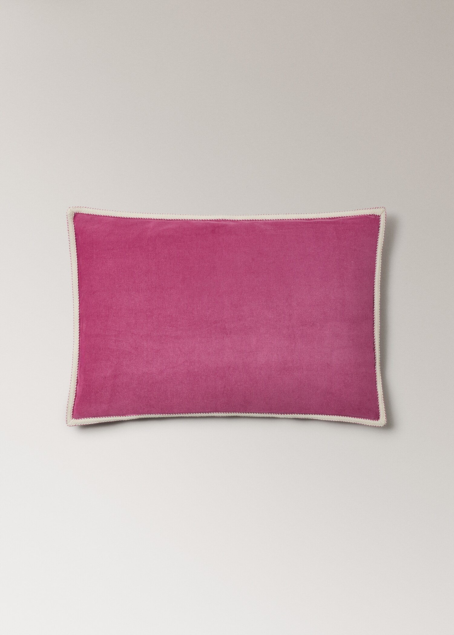 Velvet cushion cover with tape detail 40x60 cm - Article without model