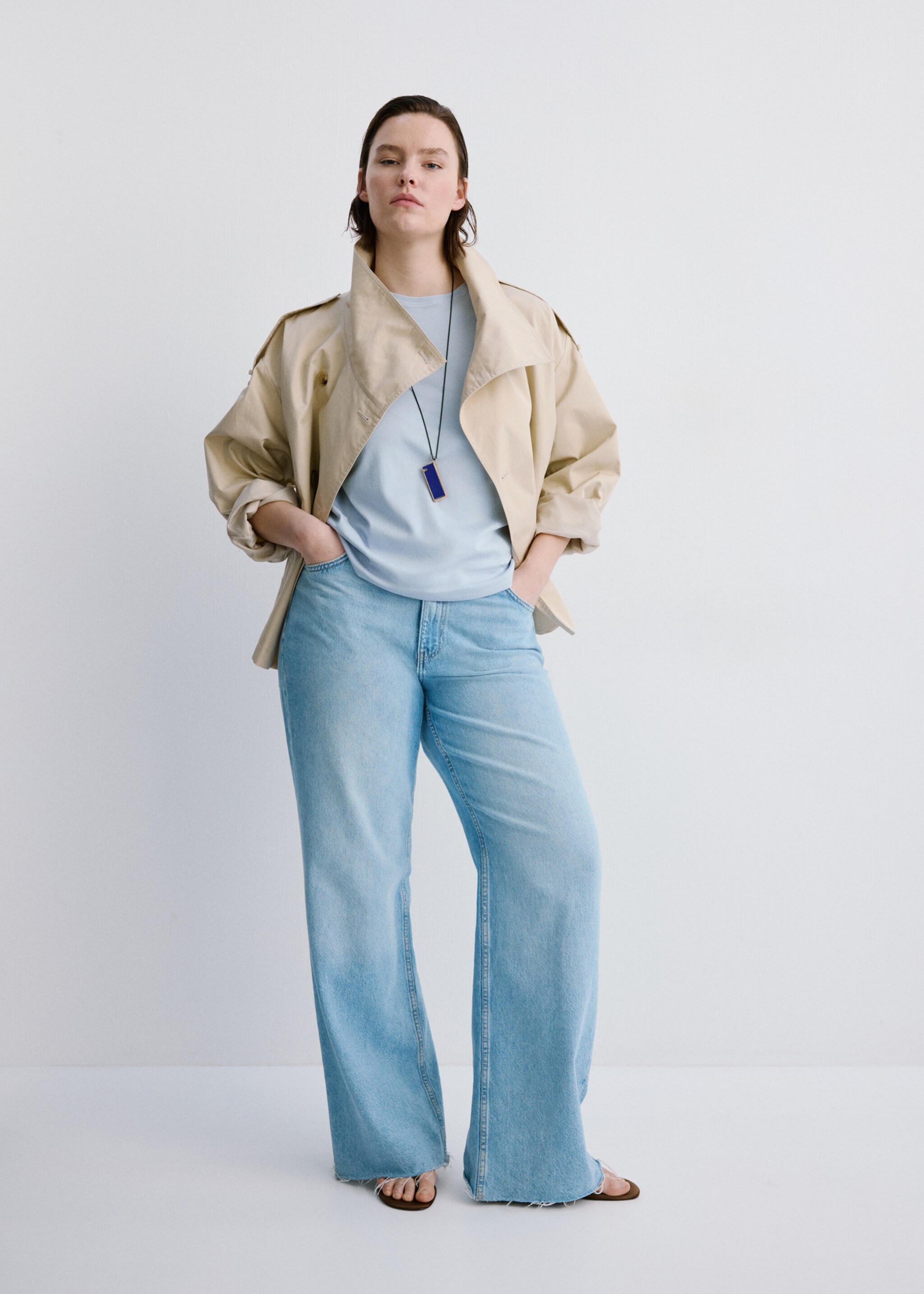 Short-sleeved cotton t-shirt - Details of the article 3, Sky Blue. Ref: 27063312-00.