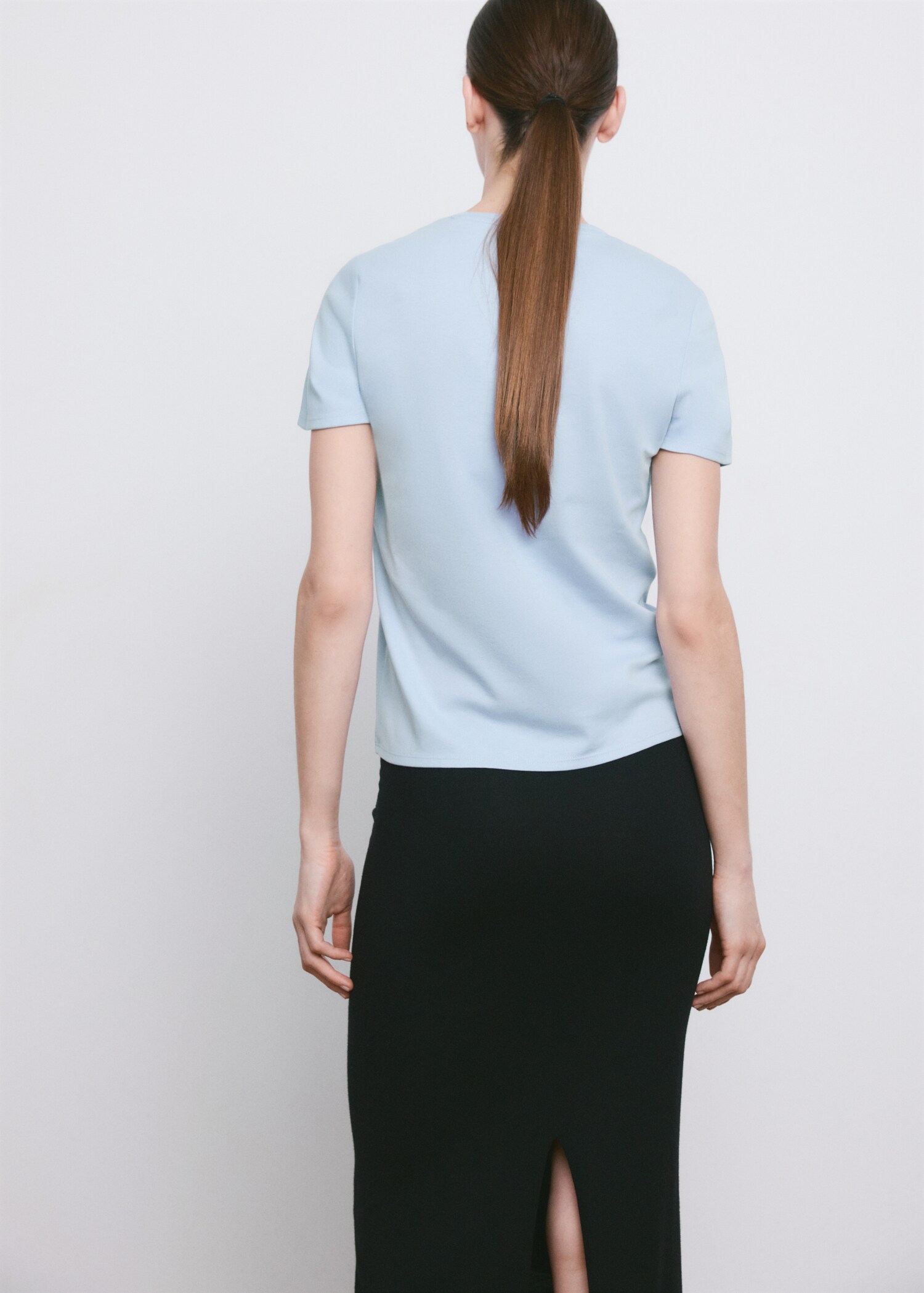 Short-sleeved cotton t-shirt - Reverse of the article