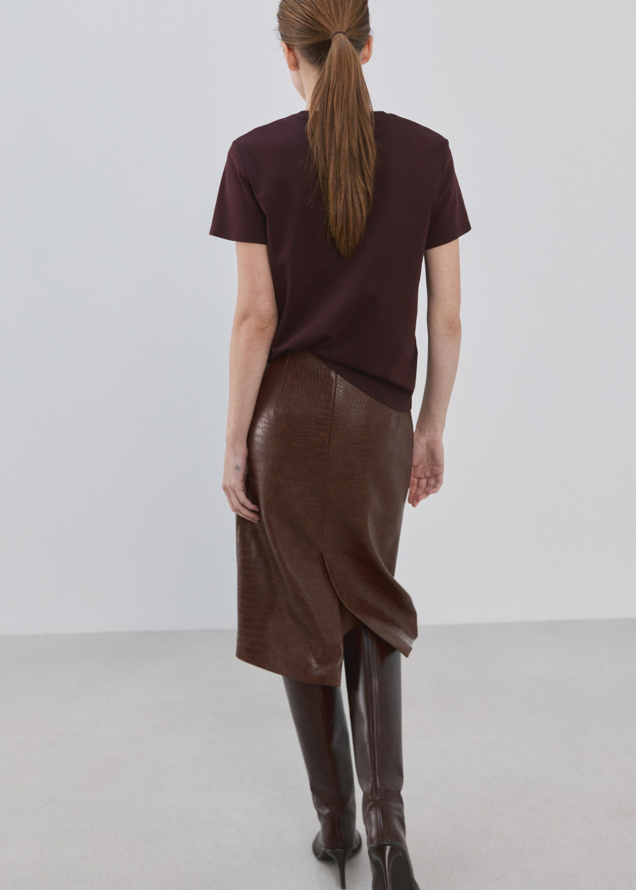 T-shirt coton manches courtes - Verso de l’article, Bordeaux. Ref: 27063312-00.