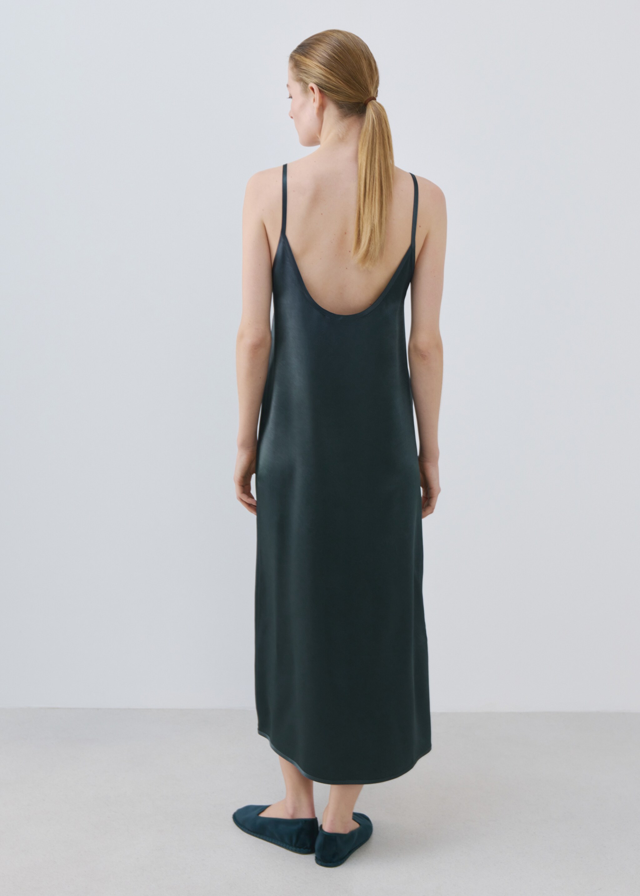 Flowing strappy nightdress - Reverse of the article, Blue. Ref: 27063313-00.