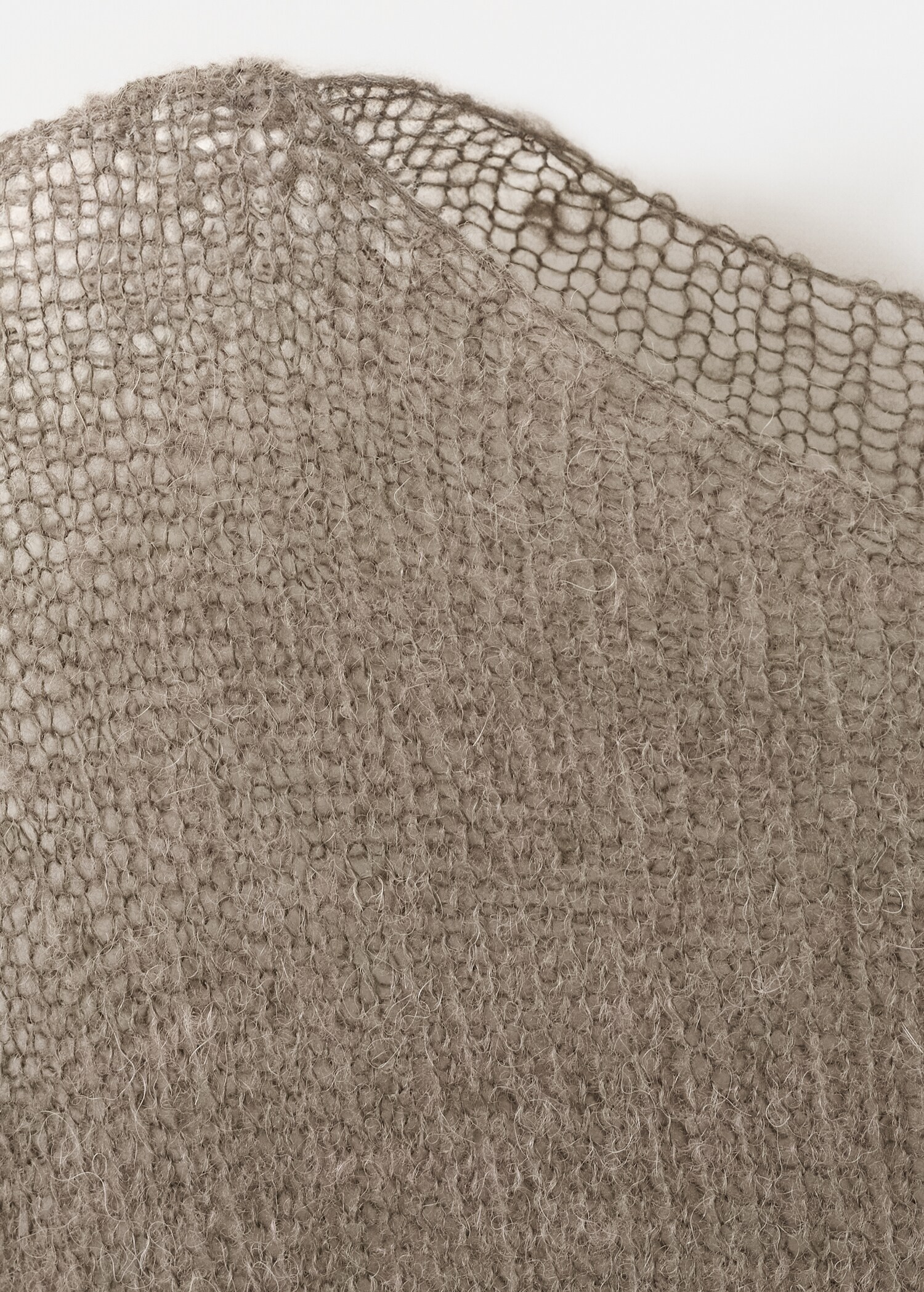 Кардиган из шерсти с открытой вязкой - Деталь изделия 8