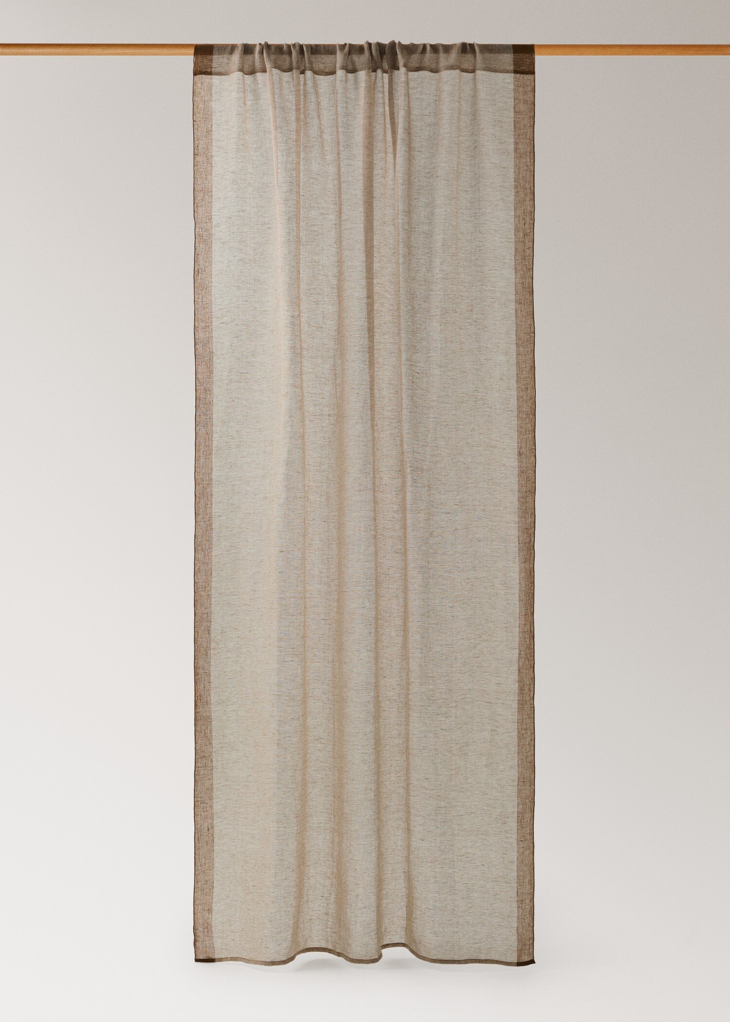 Cortina 100% lli ratlla lateral - Article sense model