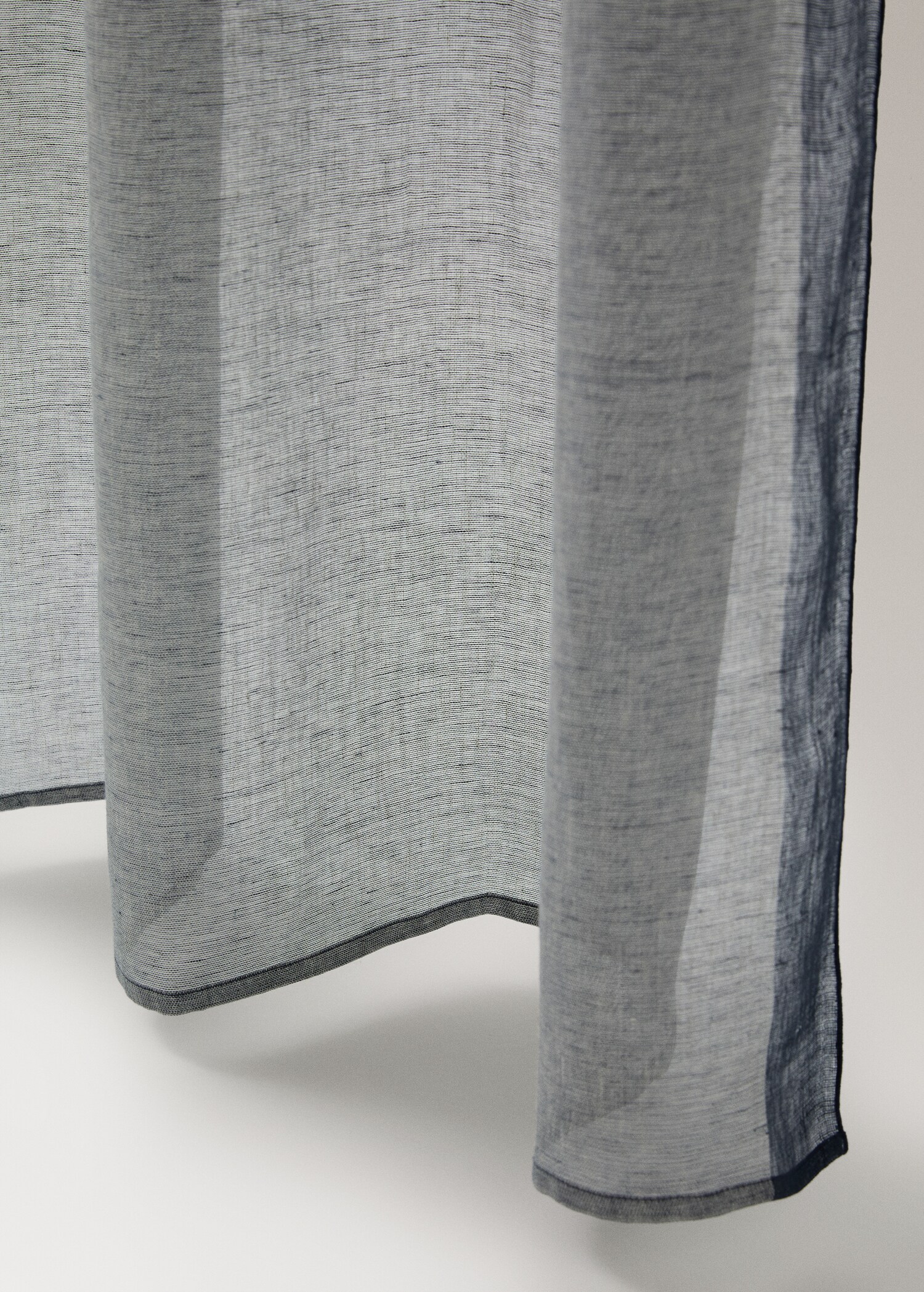 100% linen curtain with lateral stripe - Details of the article 1