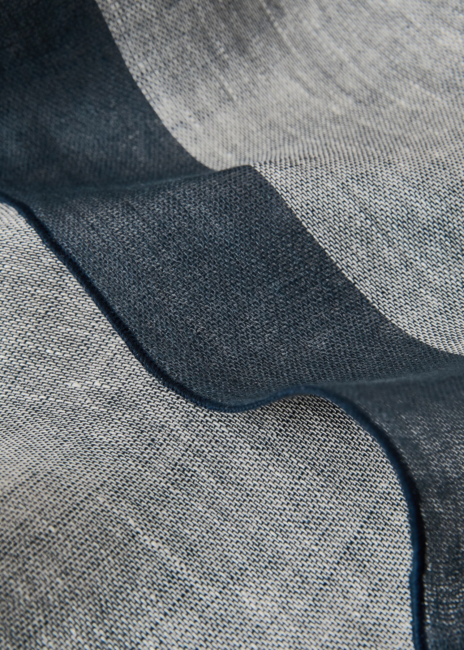 100% linen curtain with lateral stripe - Details of the article 3