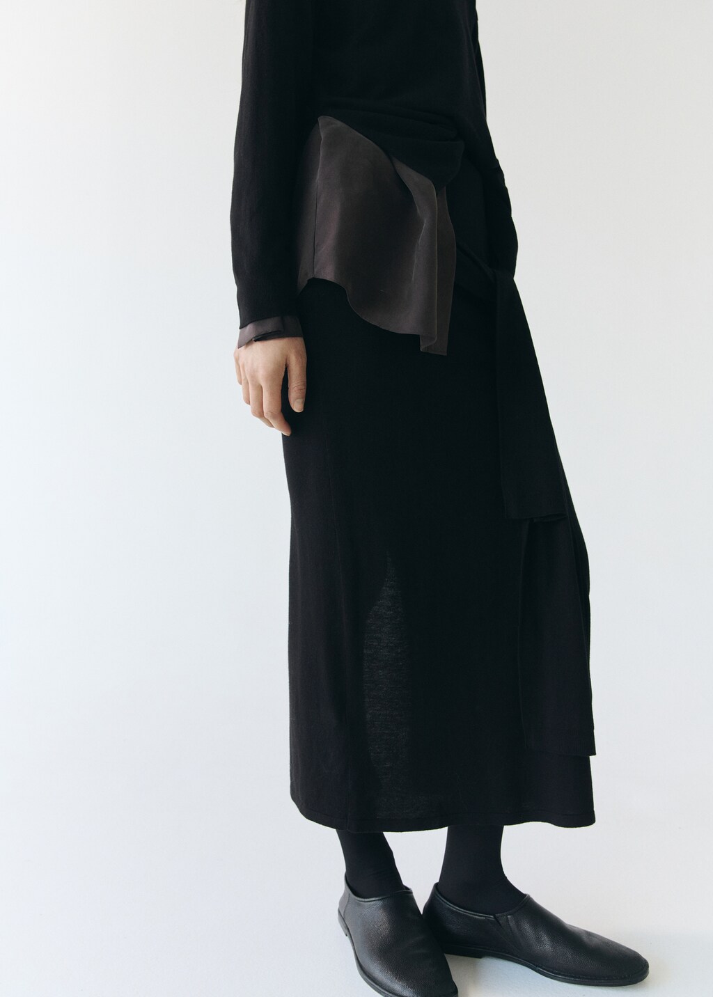Mango Knitted skirt with knot detail