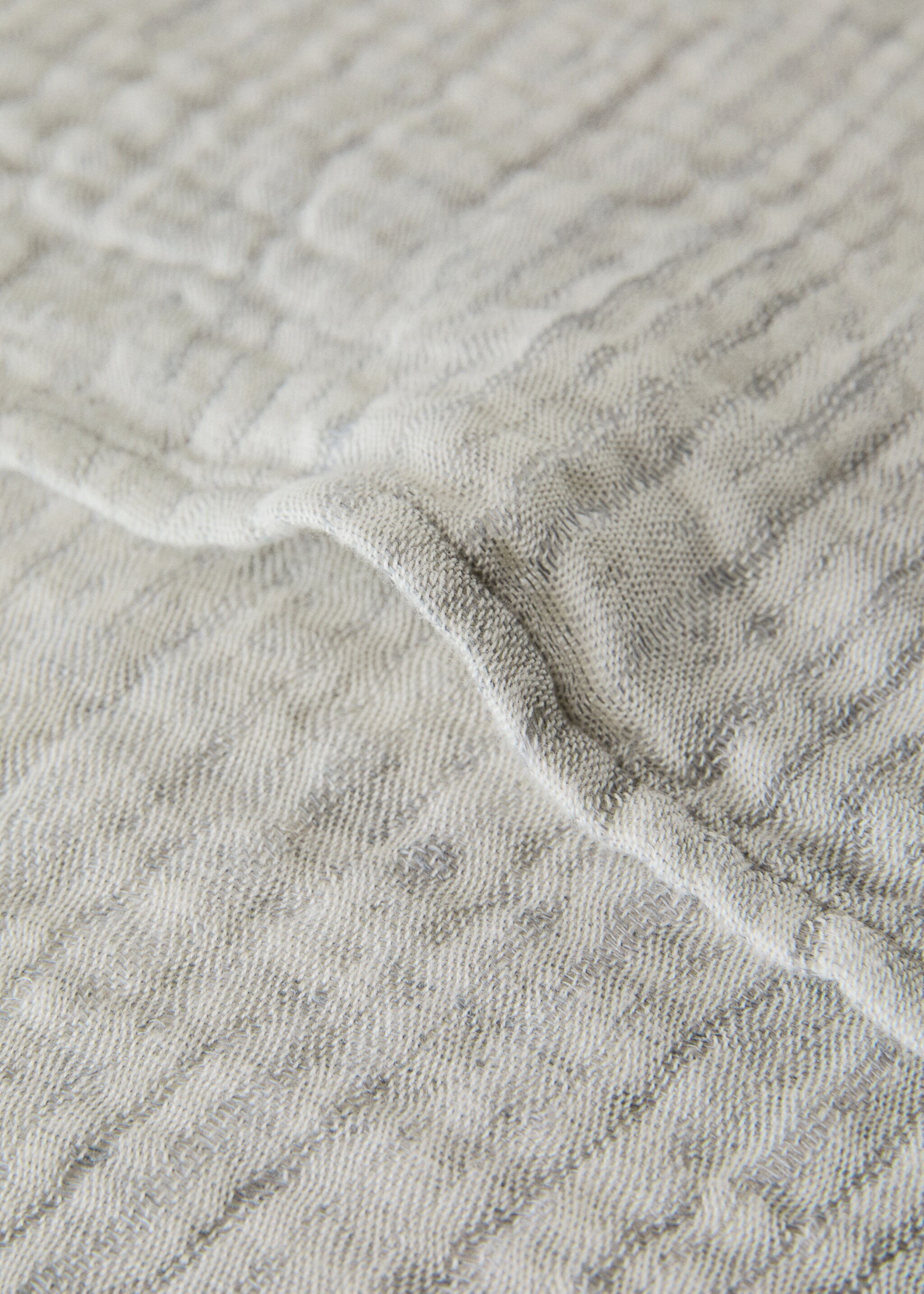 Linen cotton bed cushion cover with yarn-dyed threads 50x50 cm - Details of the article 2, Charcoal. Ref: 27063334-00.