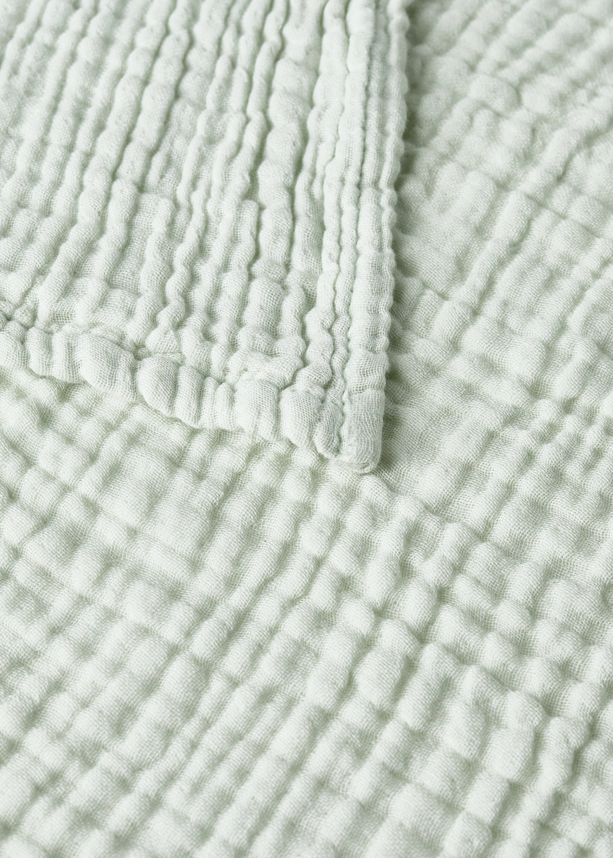 Children's cotton muslin blanket garment dye - Details of the article 2, Aqua Green. Ref: 27063338-00.