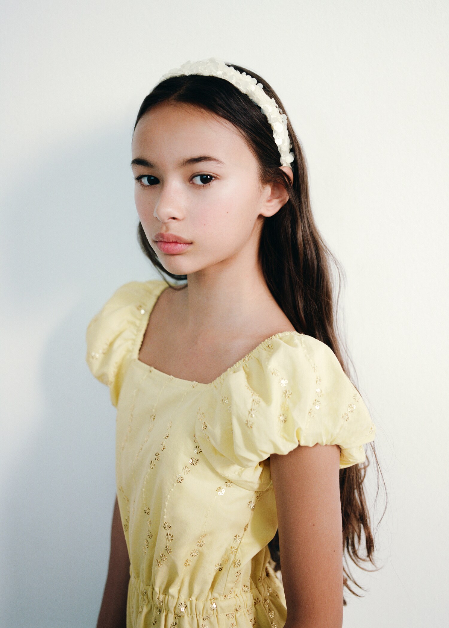 Perlenverzierter Haarreif - Detail des Artikels 5