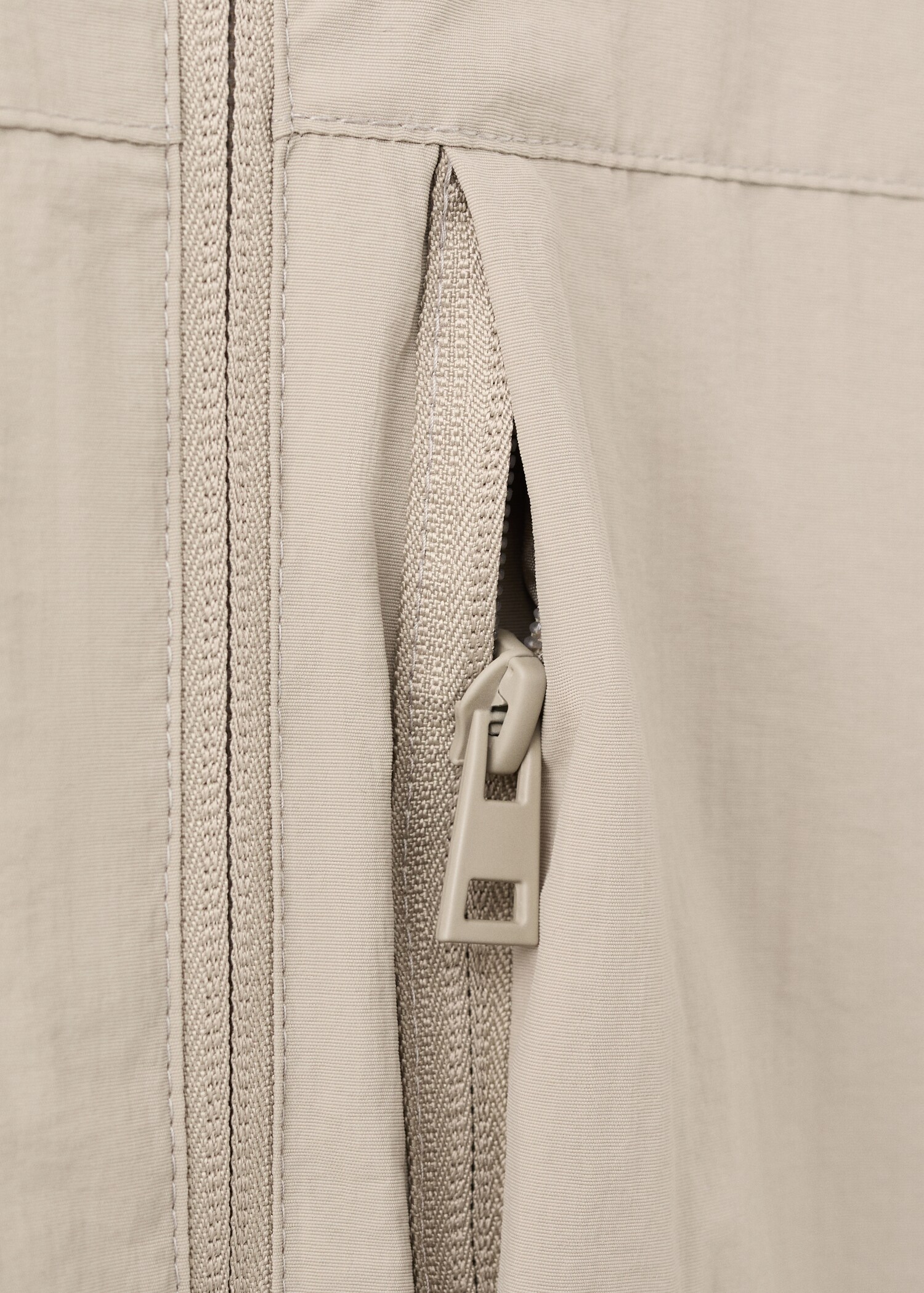 Hooded parka - Details of the article 8