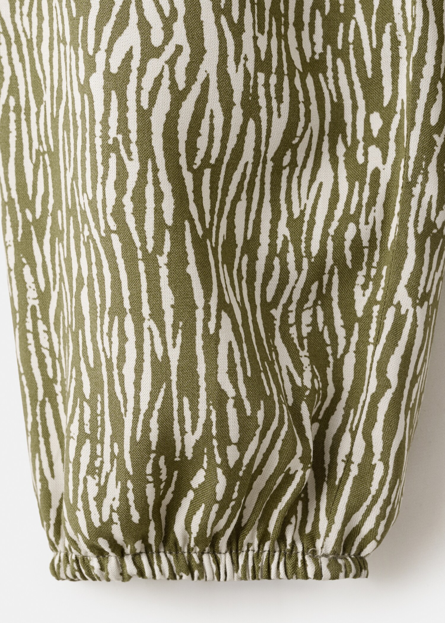 Ruched cut-out blouse - Details of the article 0