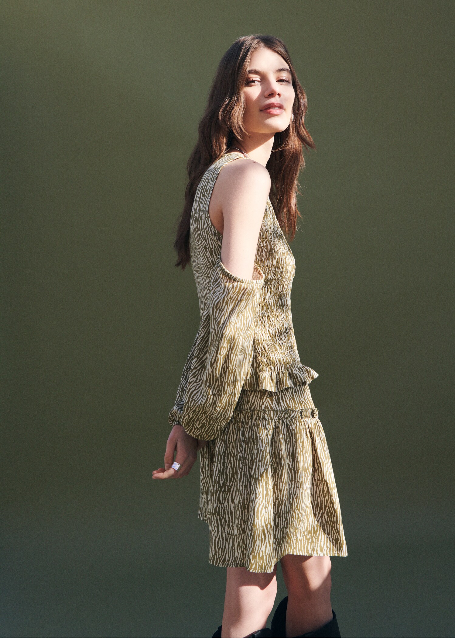 Ruched cut-out blouse - Details of the article 5