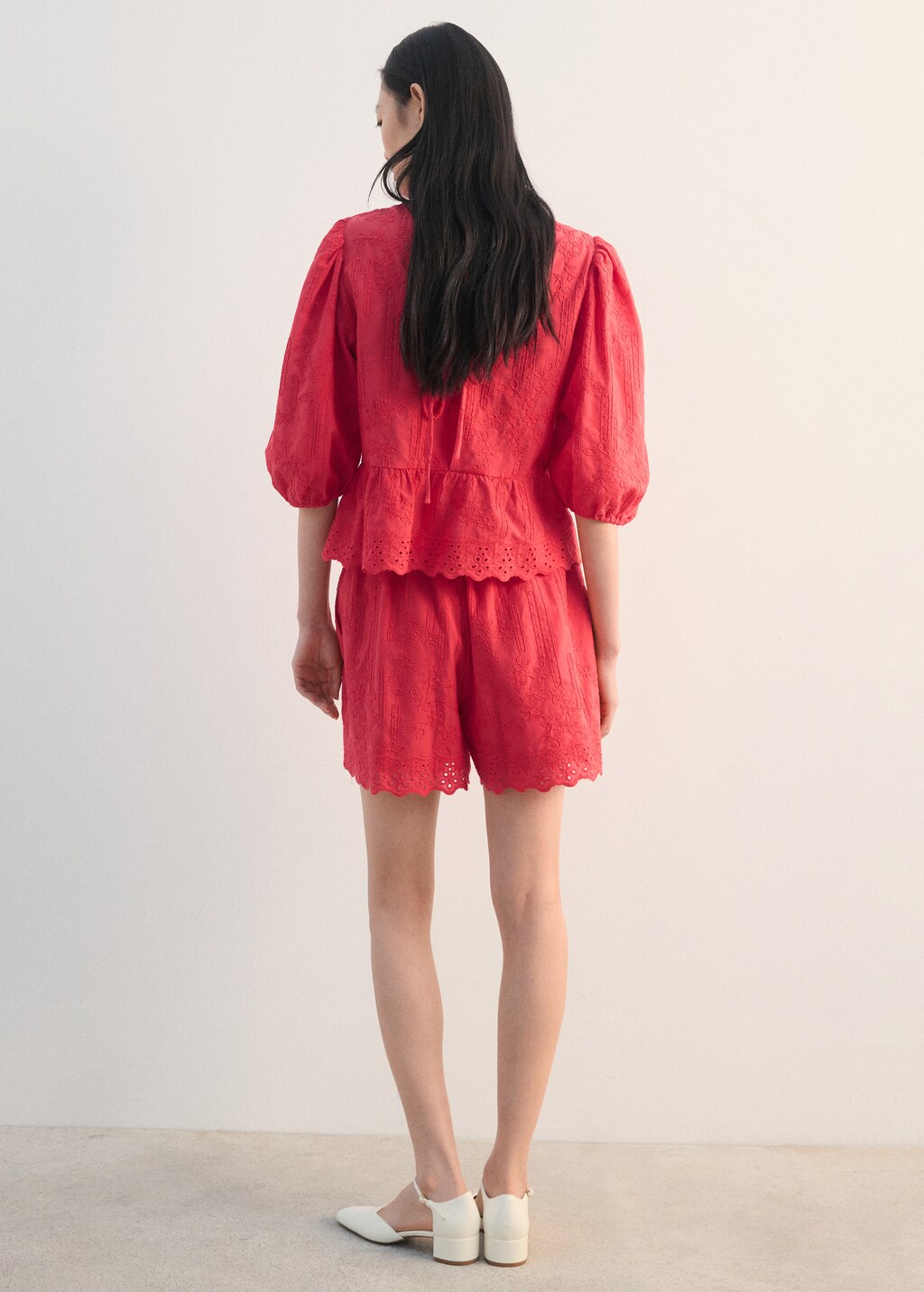 Floral embroidered blouse - image 3