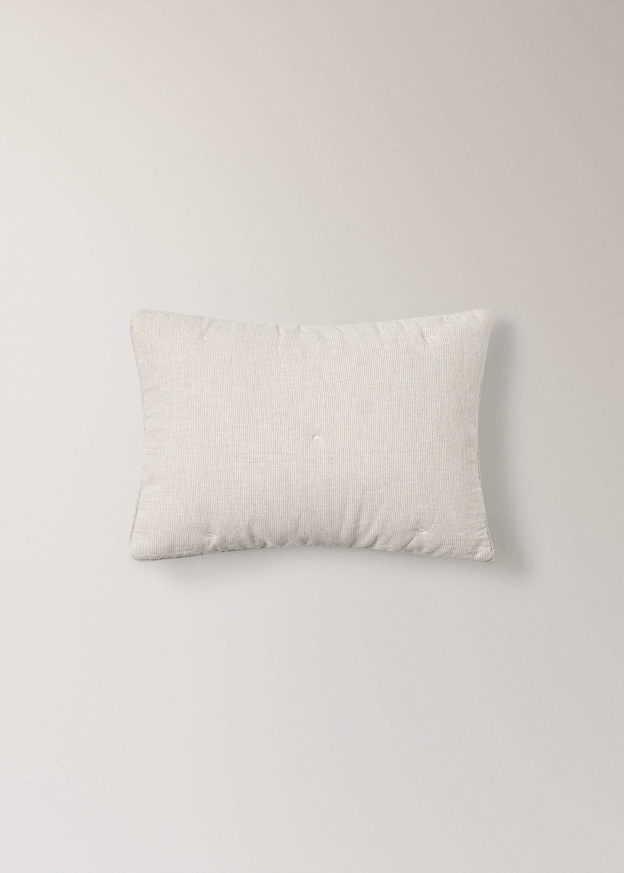 Children's cushion cover in cotton-linen with stripes 30x40cm - Article without model, Sand. Ref: 27064056-00.