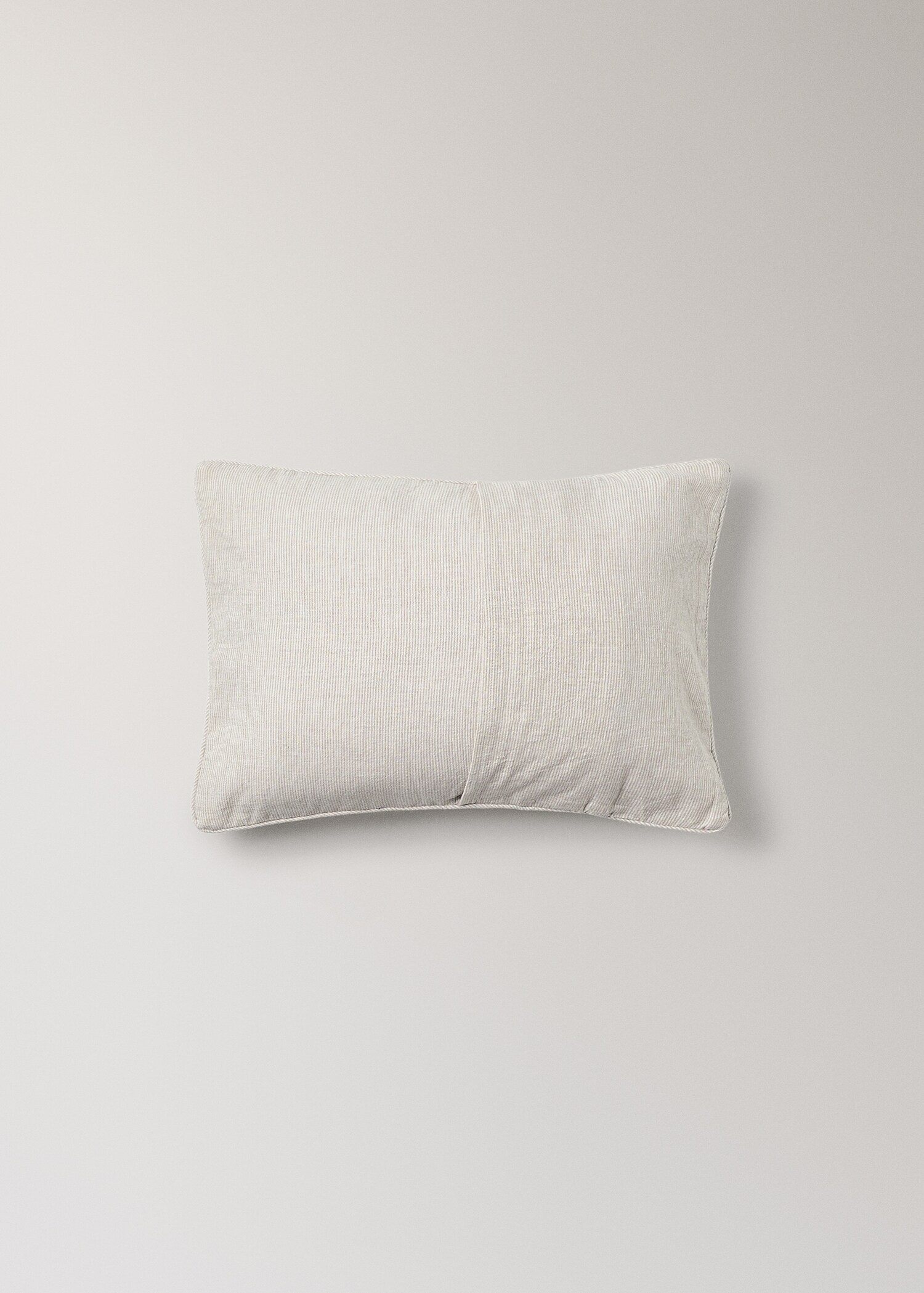 Children's cushion cover in cotton-linen with stripes 30x40cm - Details of the article 4