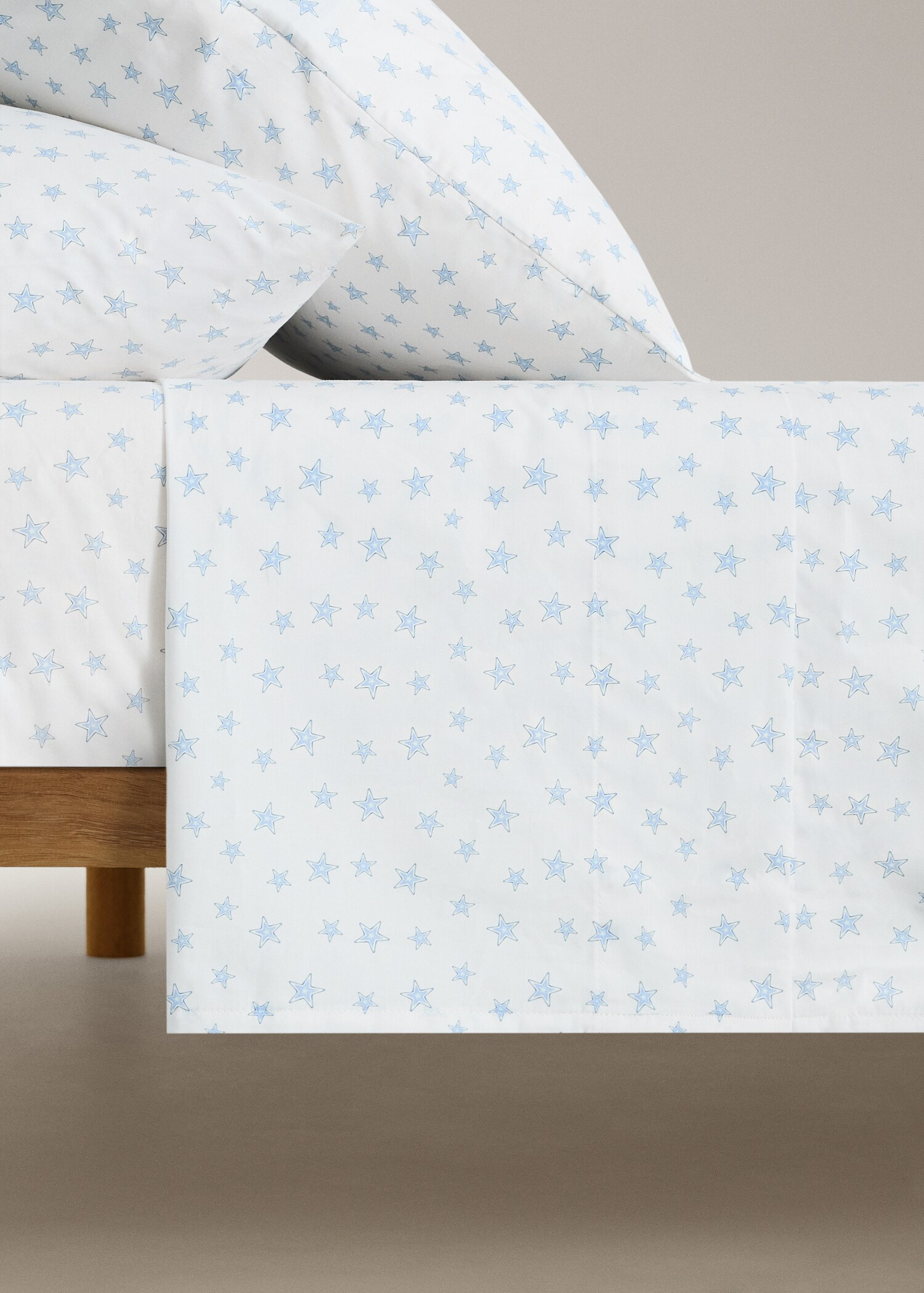 Percale cotton fitted sheet with little stars for a single bed (90 cm) - Article without model
