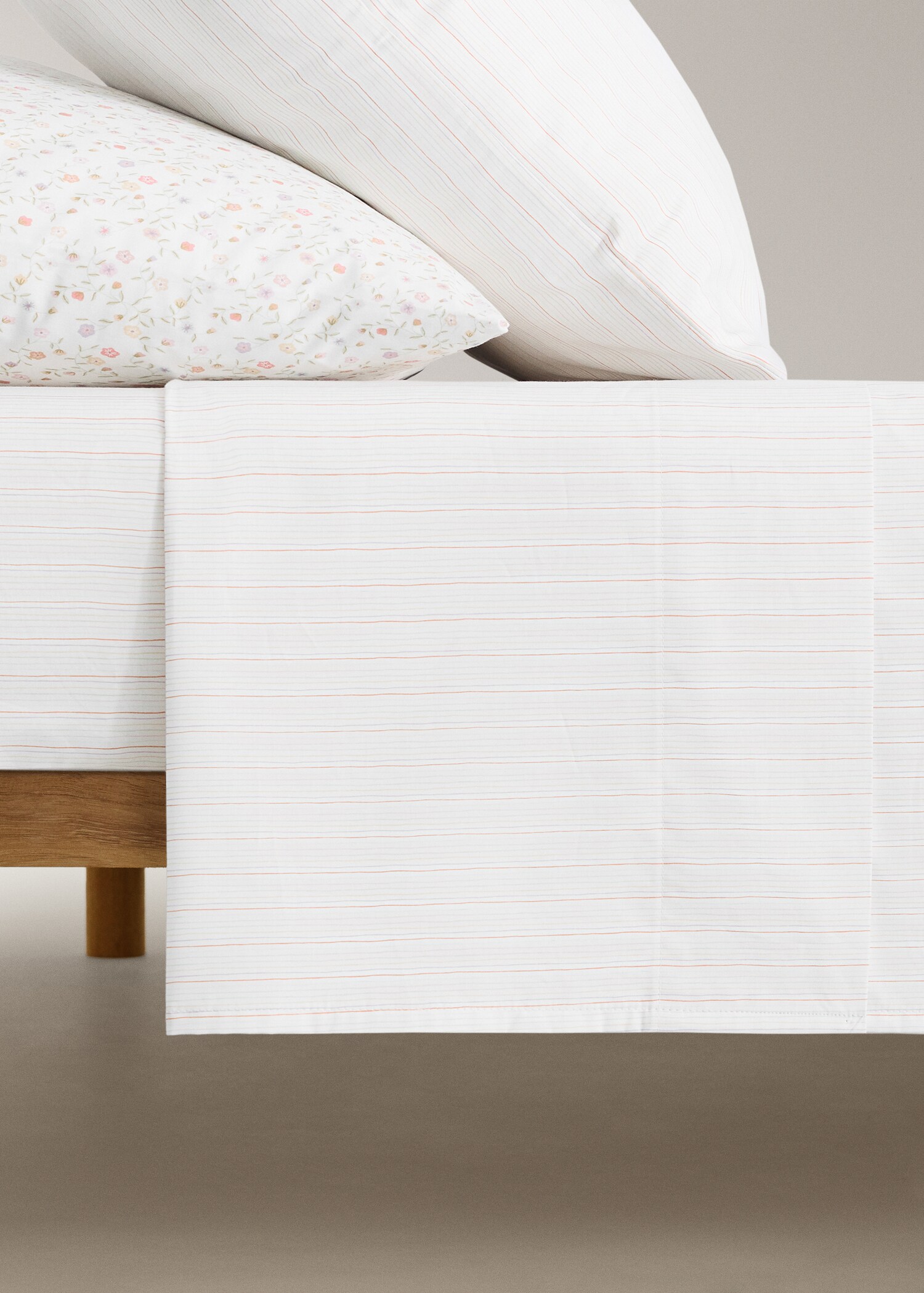 Fine striped cotton percale top sheet Queen Bed - Article without model