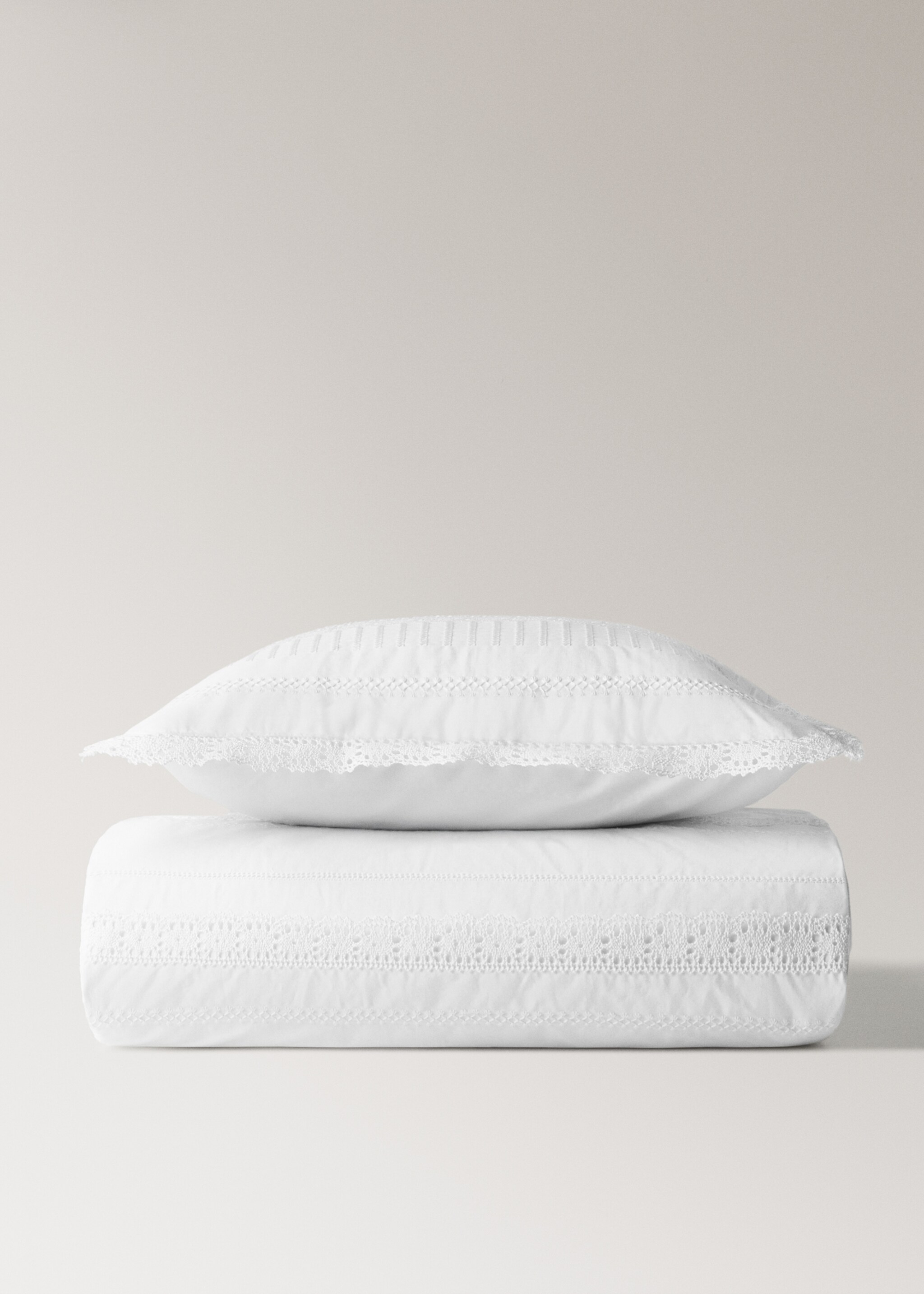 Embroidered cotton cot quilt - Details of the article 4, White. Ref: 27064070-00.