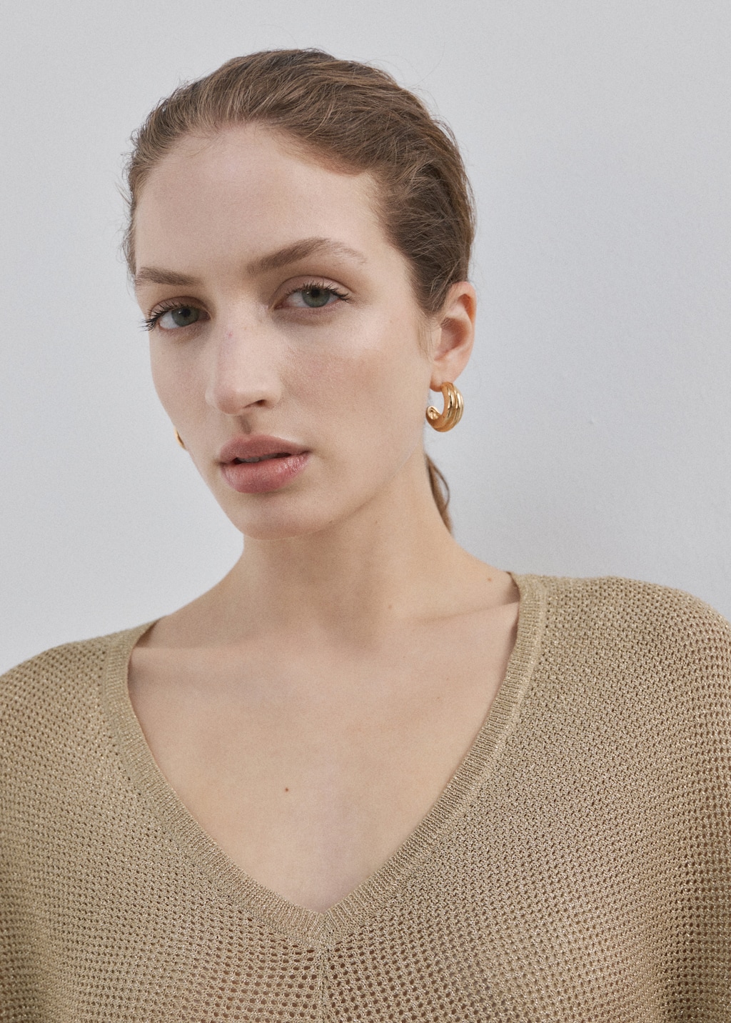 V-neck knit top - image 4