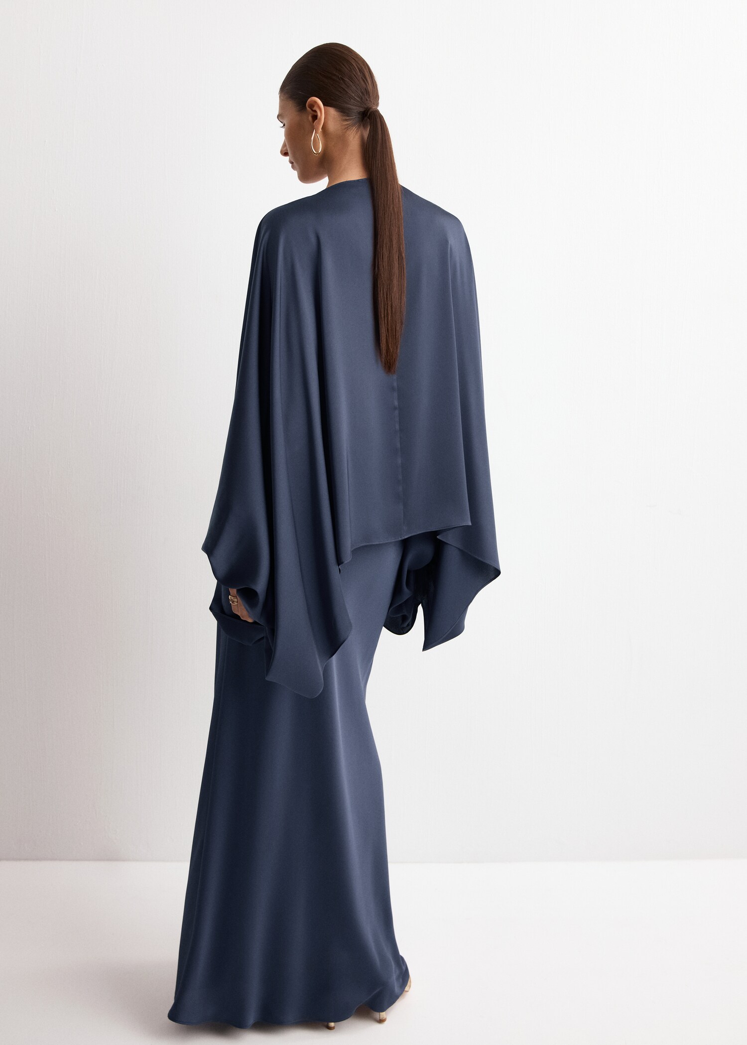 Puffed sleeves jacket - Reverse of the article