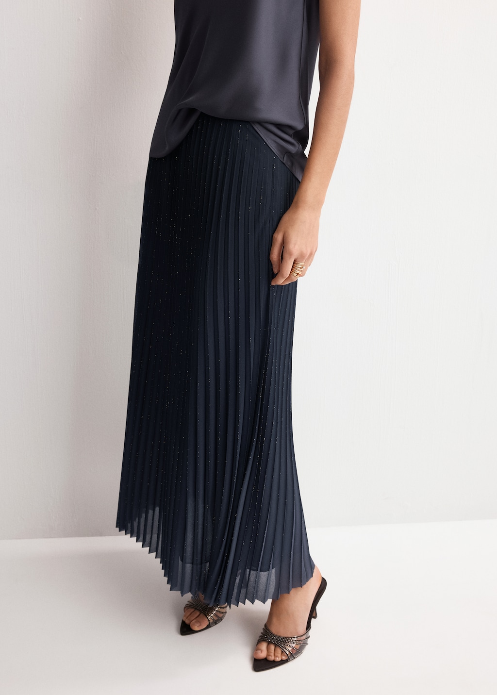 Pleated flared skirt