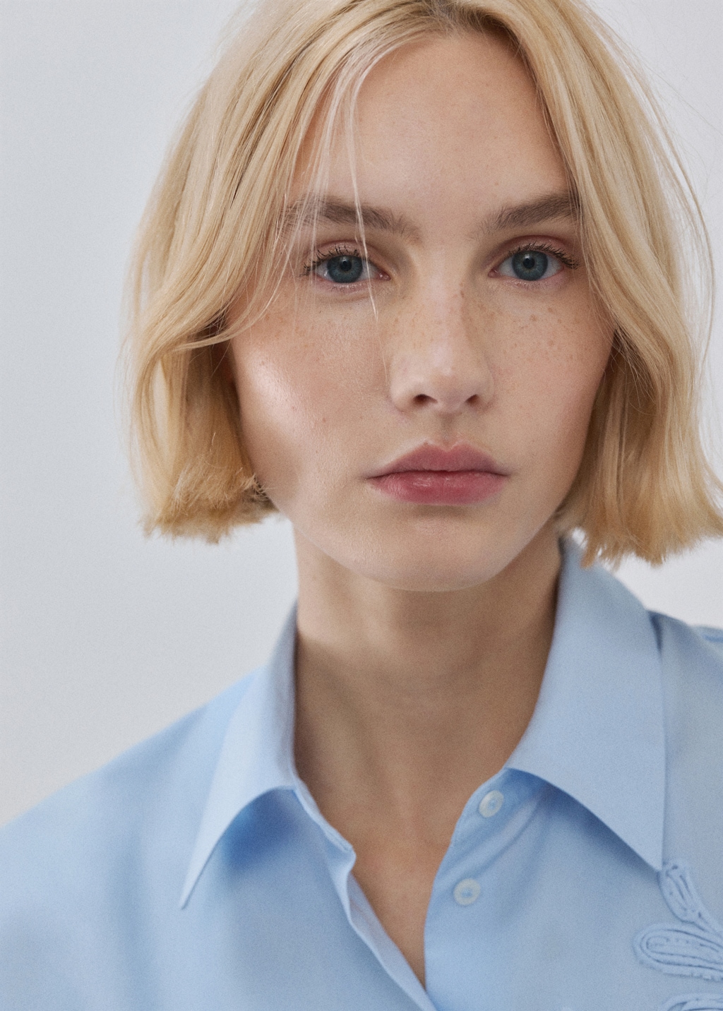 Floral embroidered shirt - image 4